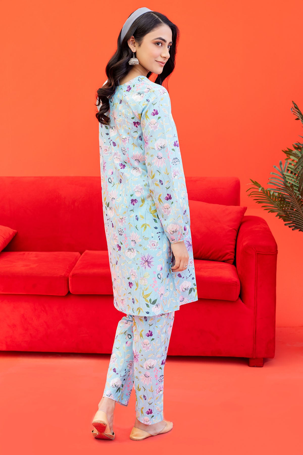 Pakistani Sky Blue Digital Printed Lawn Salwar Kameez (2-Piece) - Image 3