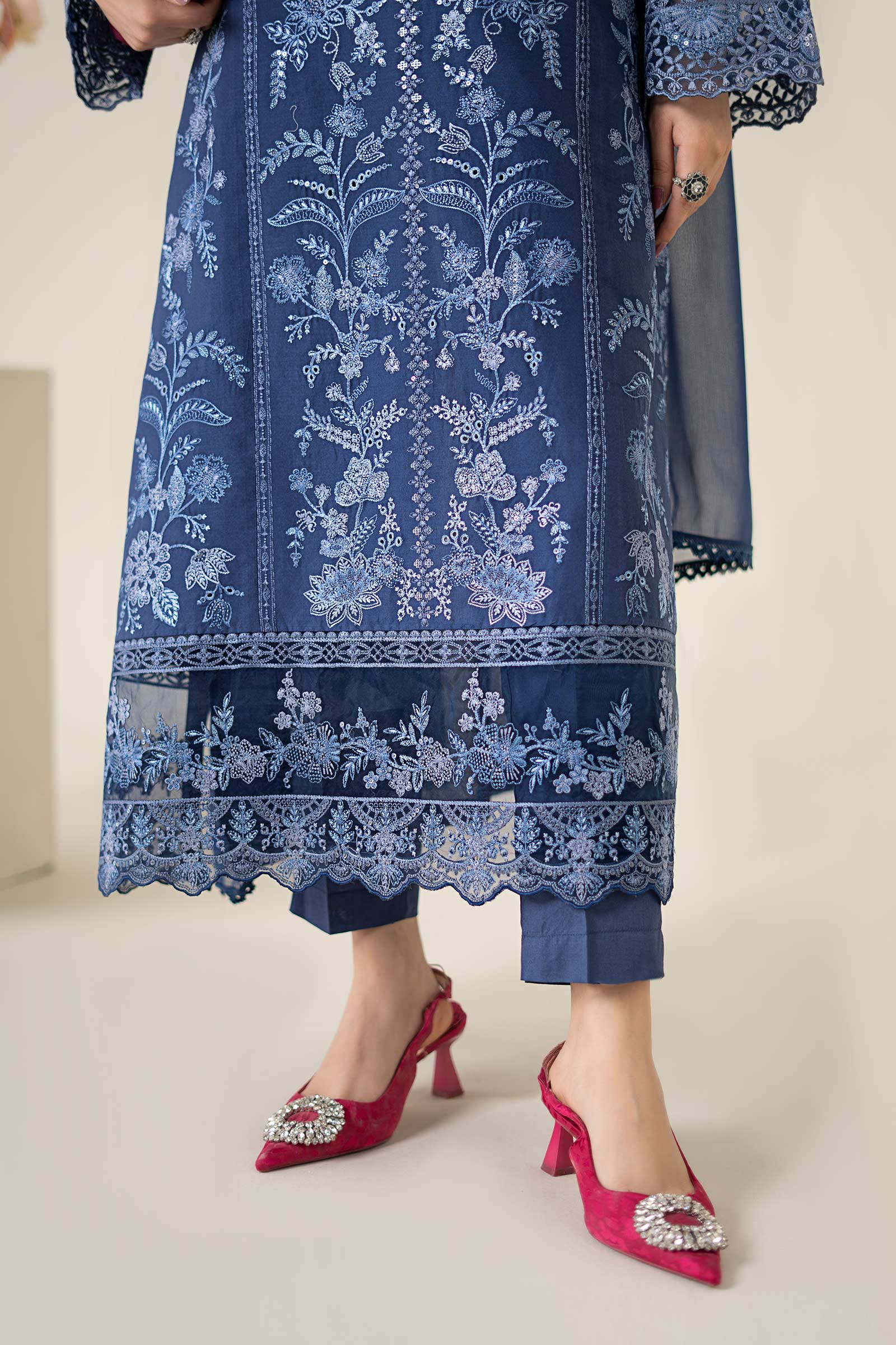 Blue Embroidered Lawn Salwar Kameez (3-Piece) - Image 4