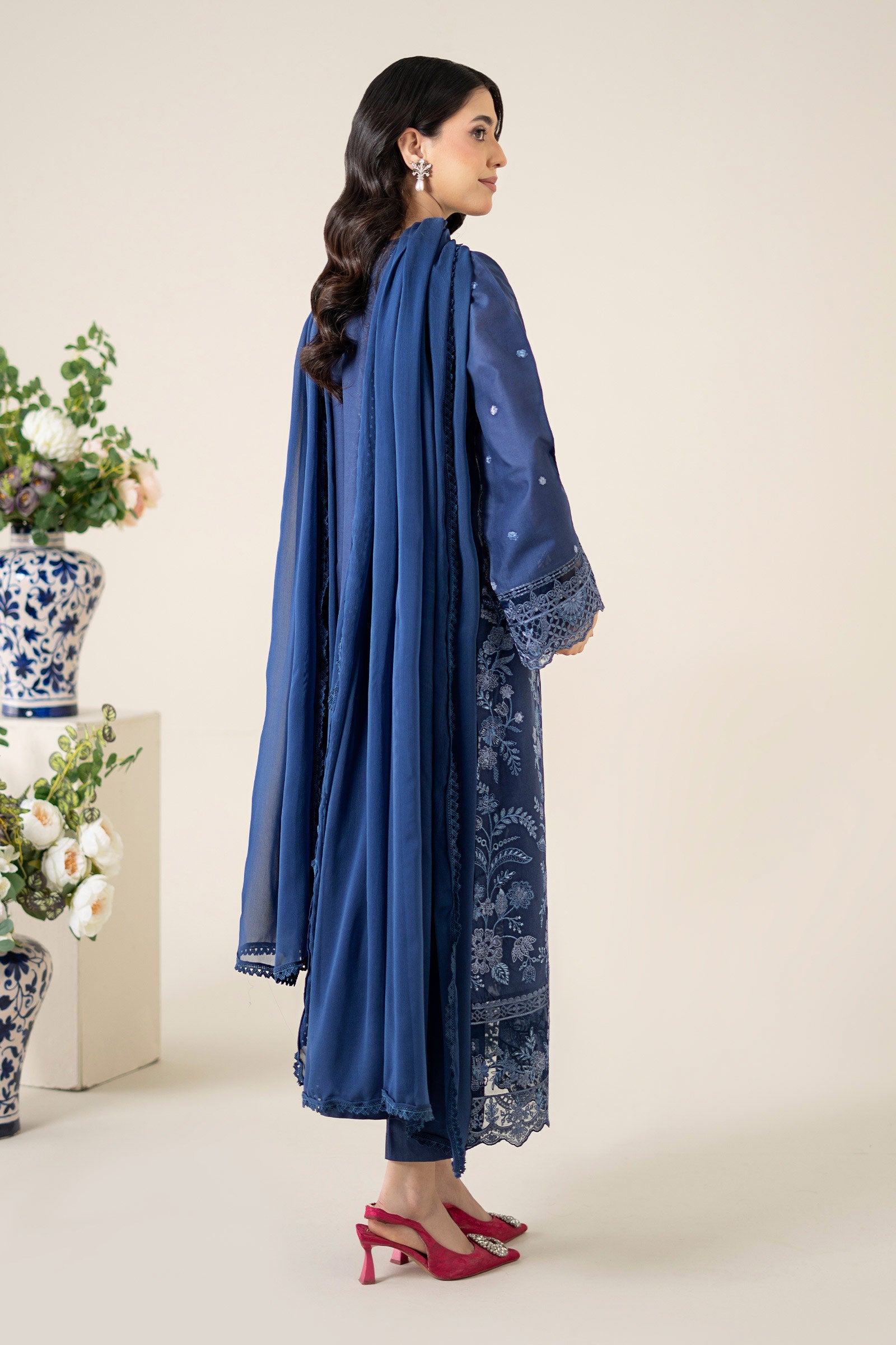 Blue Embroidered Lawn Salwar Kameez (3-Piece) - Image 7