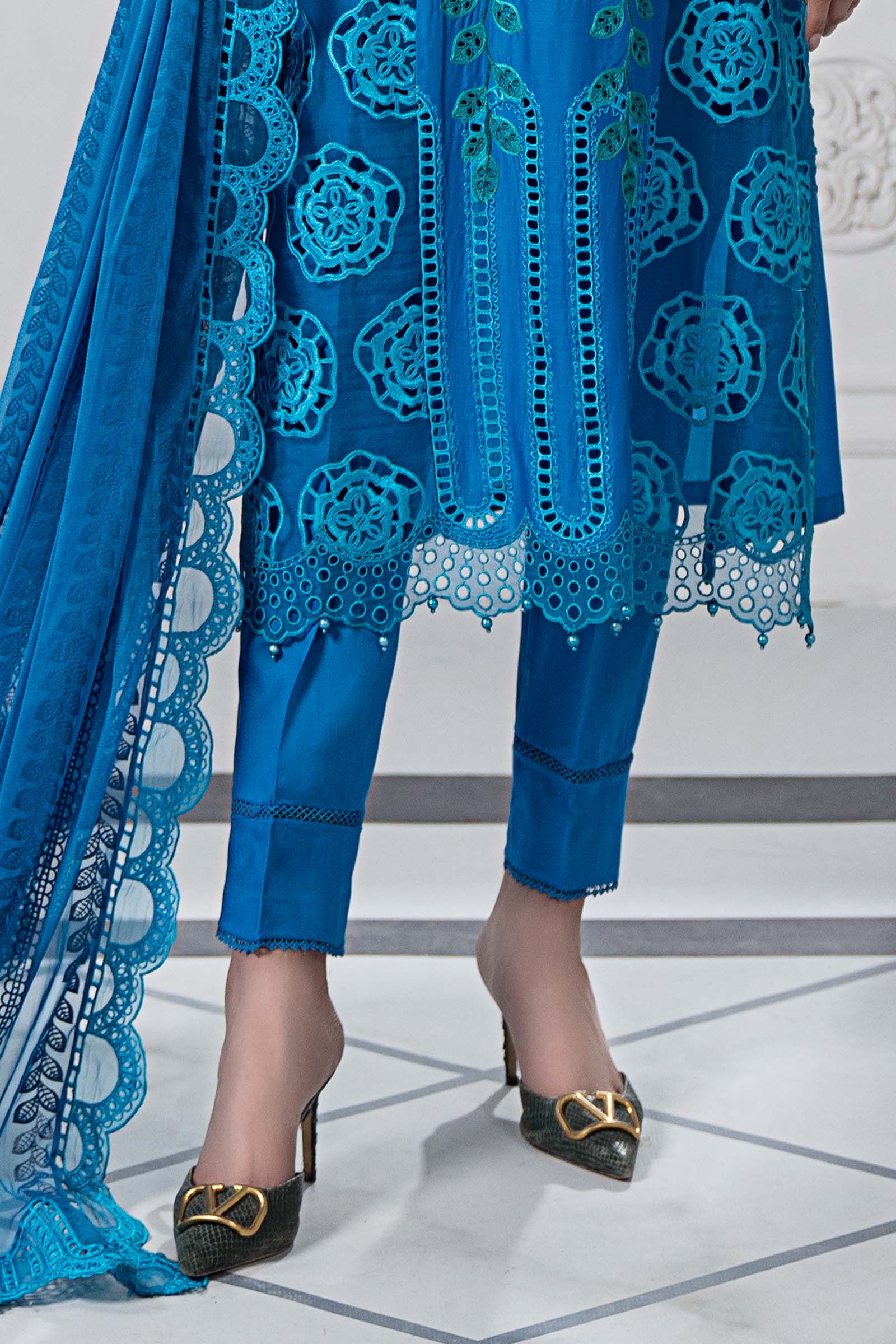 Pakistani Ferozi Embroidered Lawn & Cambric Salwar Kameez (3-Piece) - Image 2