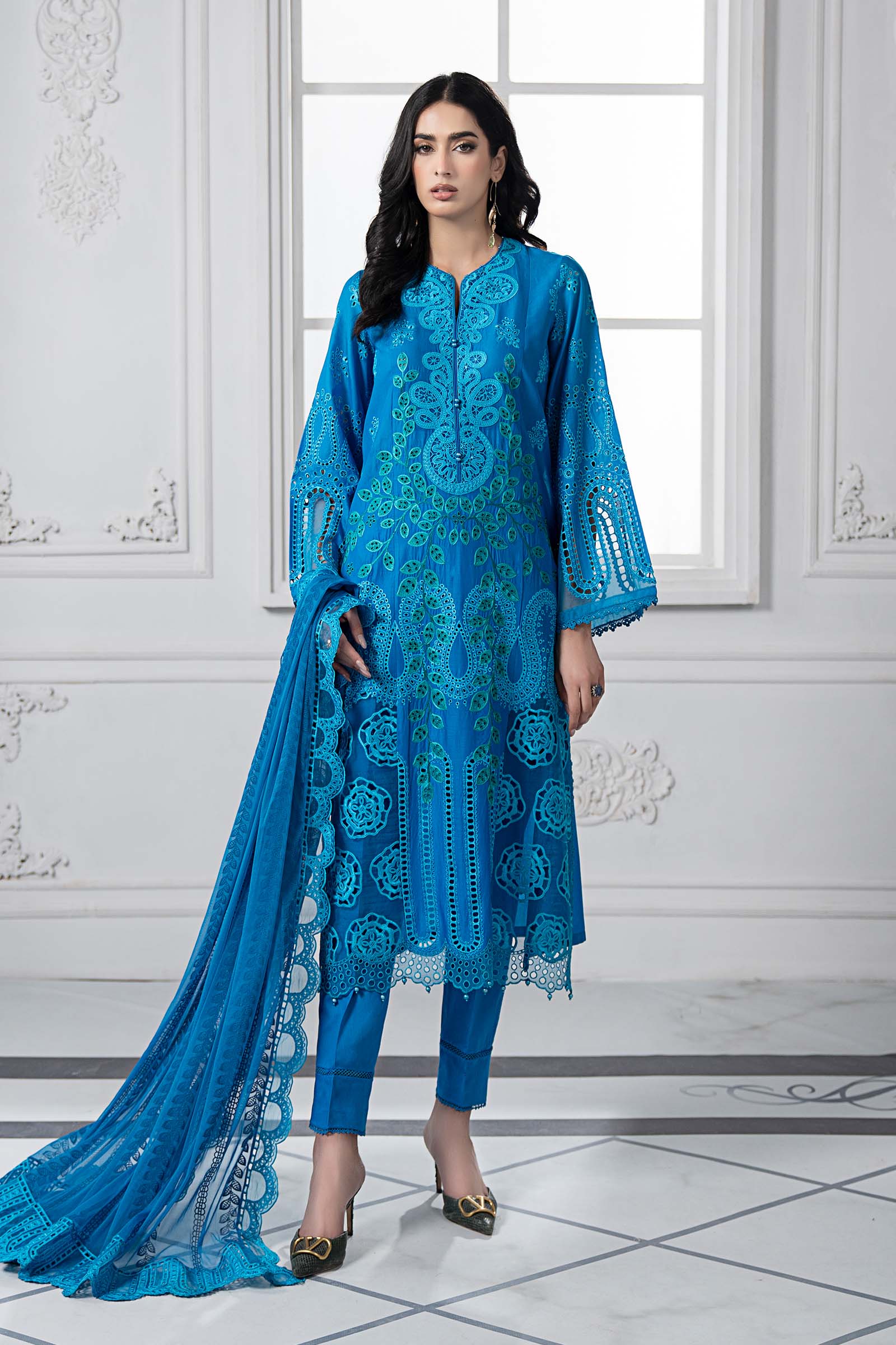 Pakistani Ferozi Embroidered Lawn & Cambric Salwar Kameez (3-Piece) - Image 4