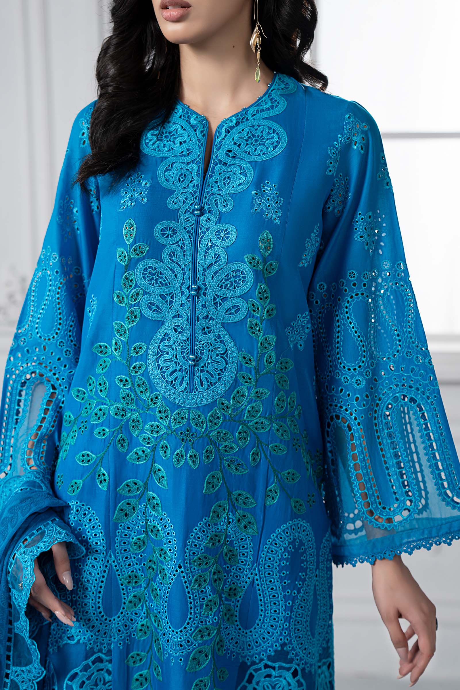 Pakistani Ferozi Embroidered Lawn & Cambric Salwar Kameez (3-Piece) - Image 5