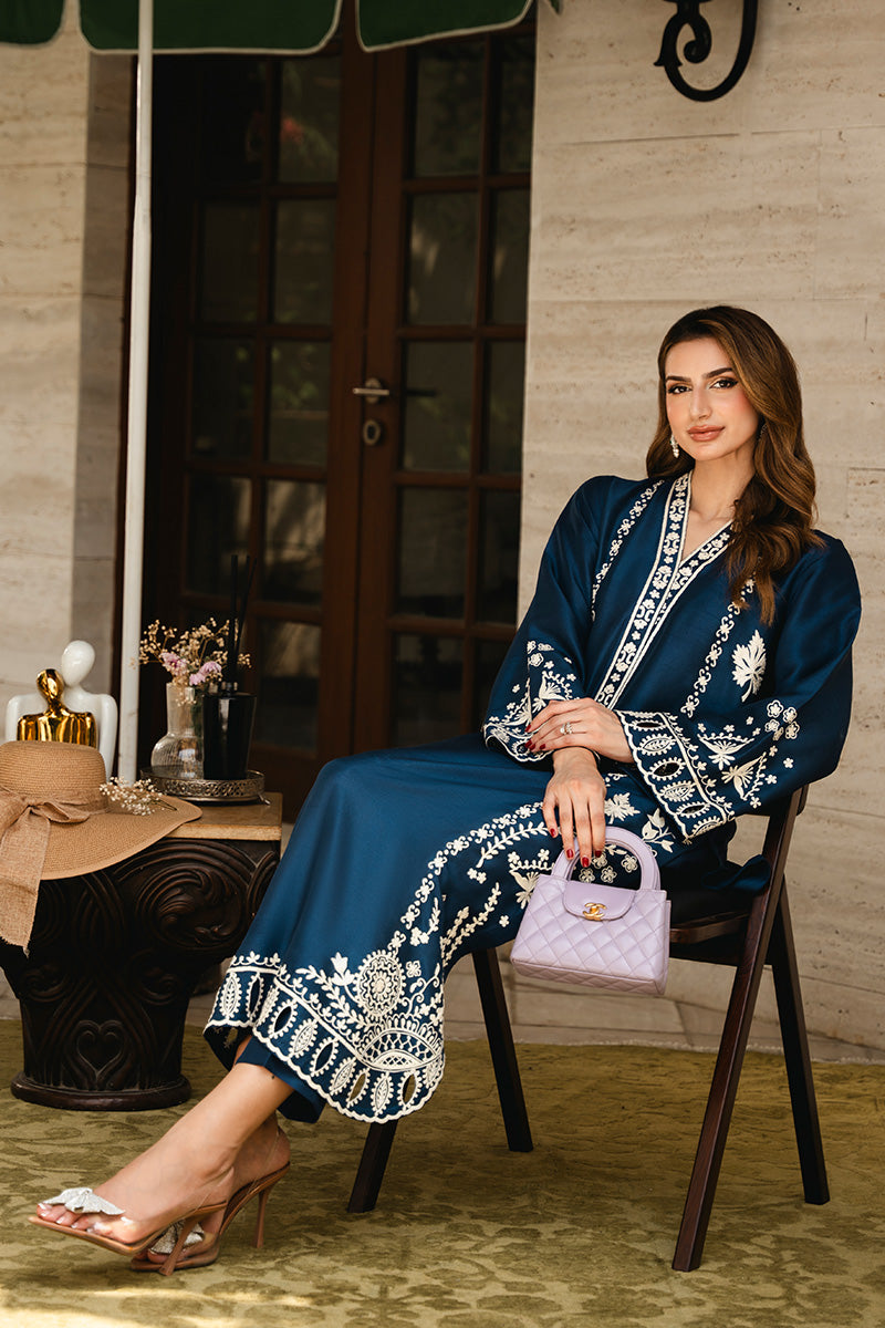 Pakistani Deep Blue Aari Embroidered Silk Salwar Kameez (2-Piece) - Image 3