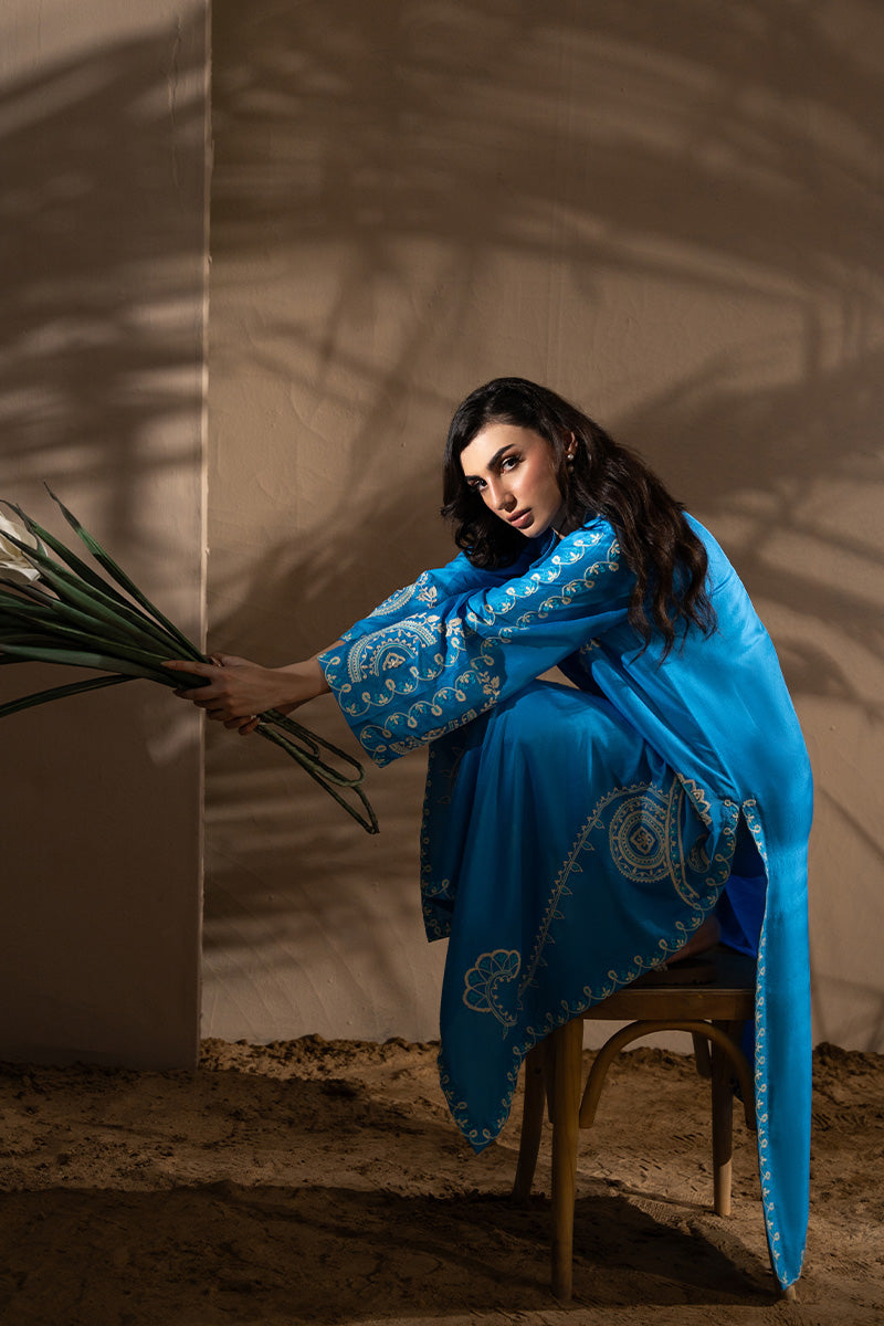 Pakistani Azure Aari & Sheesha Embroidered Silk Salwar Kameez (3-Piece) - Image 7