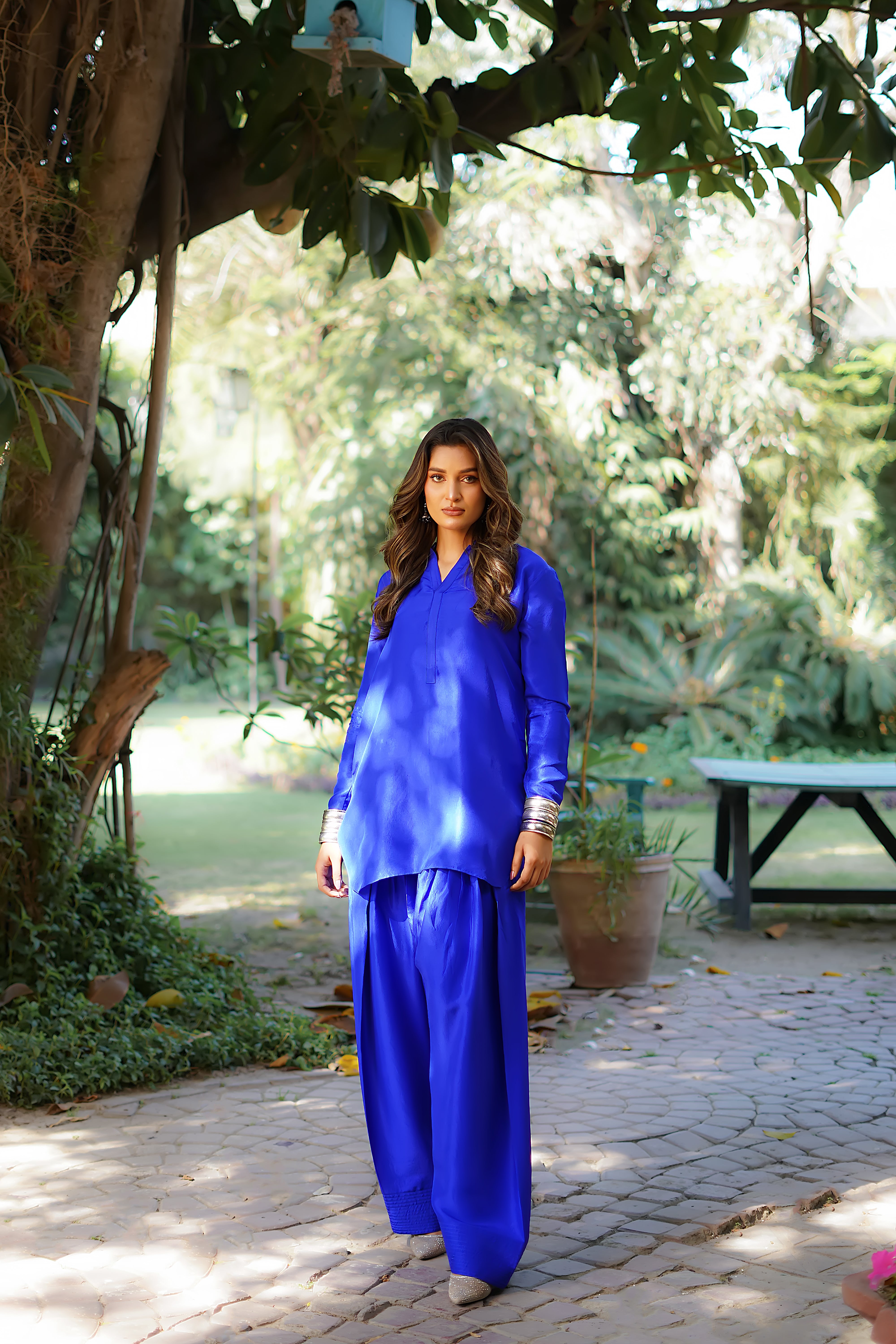 Electric Blue Pure Raw Silk Salwar Kameez (2-Piece) - Image 2