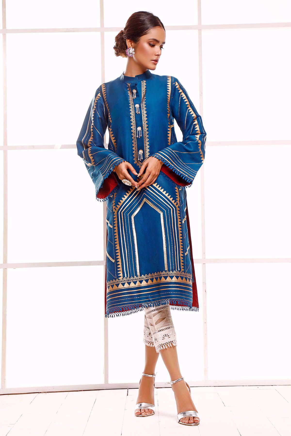 Pakistani Sapphire Blue Hand Block Printed Raw Silk Salwar Kameez (2-Piece) - Image 1