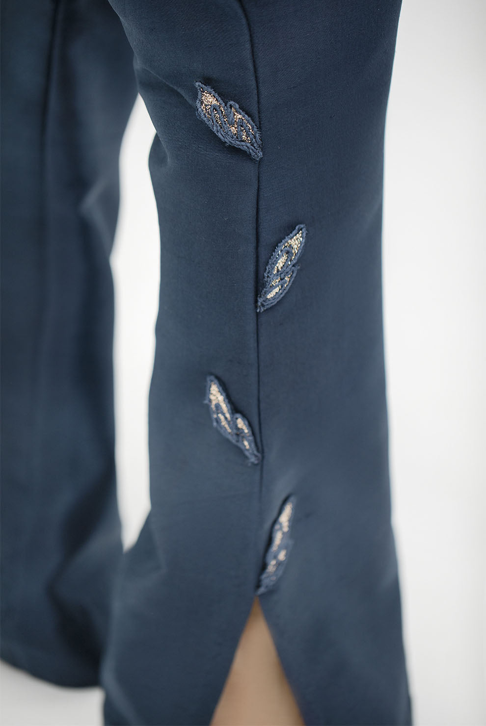 Pakistani Midnight Blue Embroidered Raw Silk Trouser Set (2-Piece) - Image 8