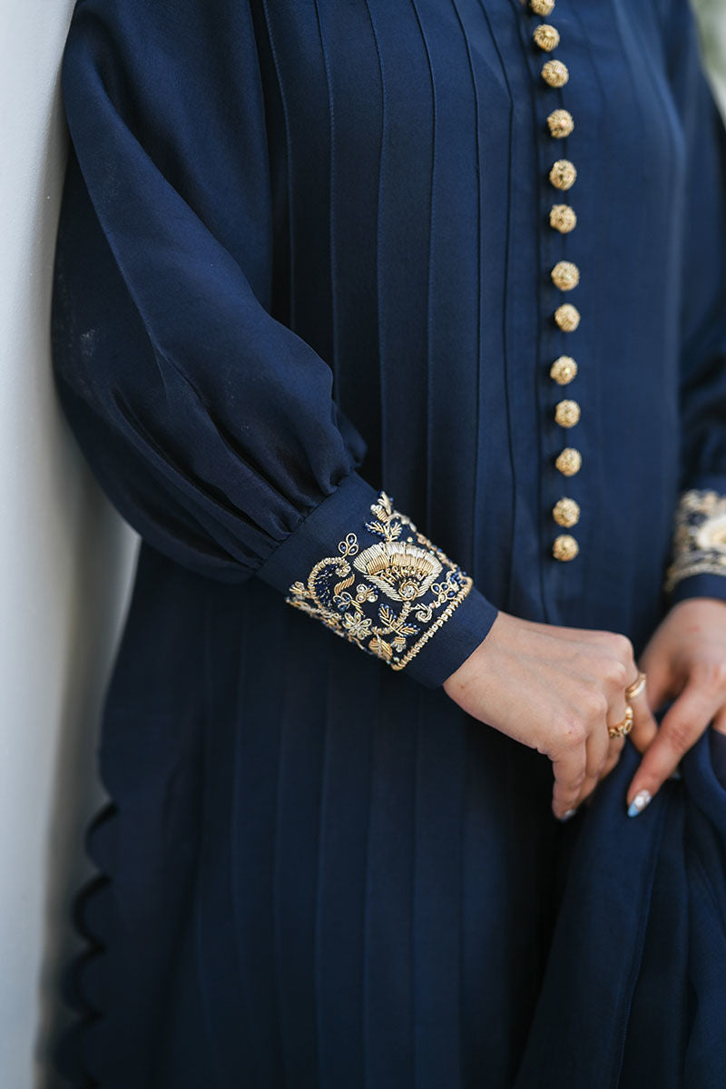 Midnight Blue Zardozi Raw Silk Kurta (3-Piece) - Image 3