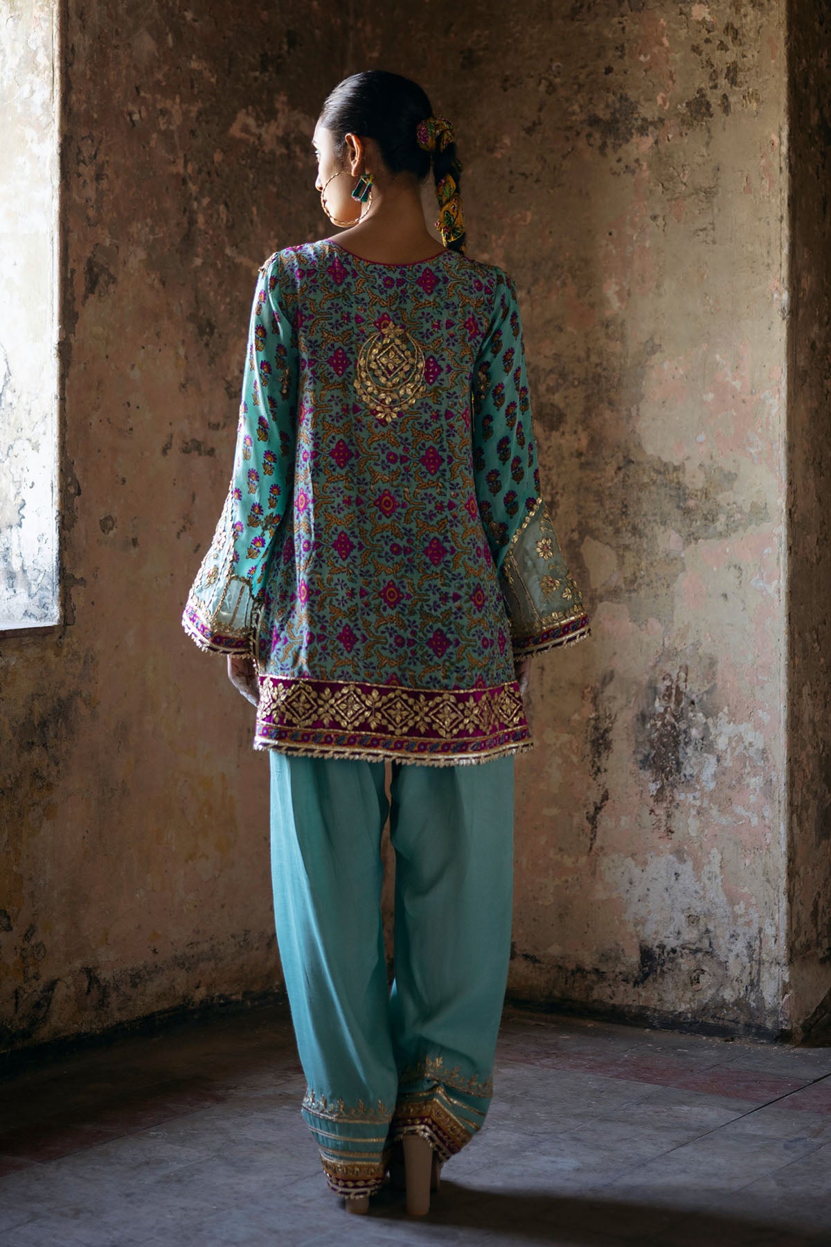 Pakistani Aqua Zardozi & Gota Grip Silk Salwar Kameez (2-Piece) - Image 3