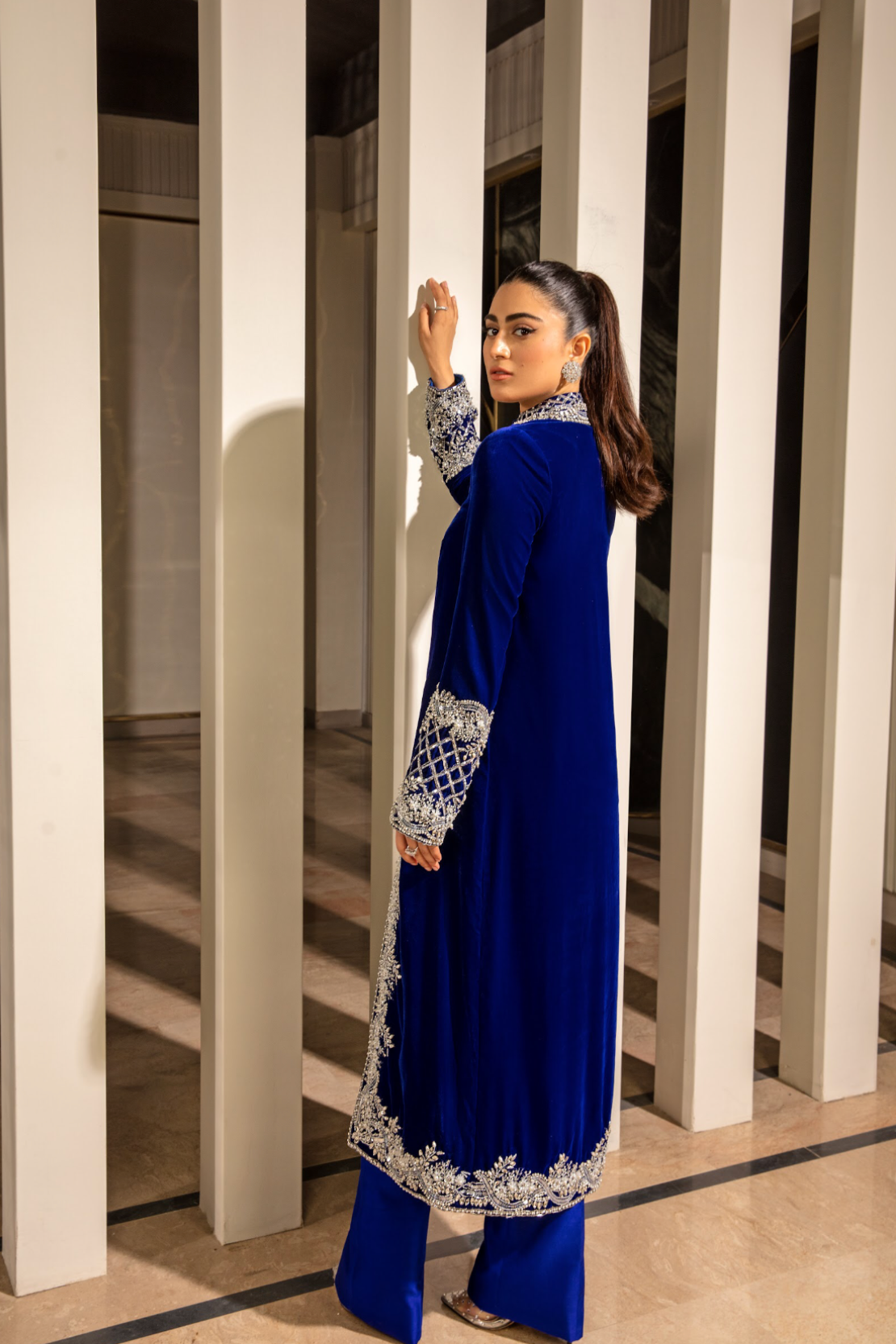 Pakistani Royal Blue Embellished Velvet Slip-Open Gown (2-Piece) - Image 2