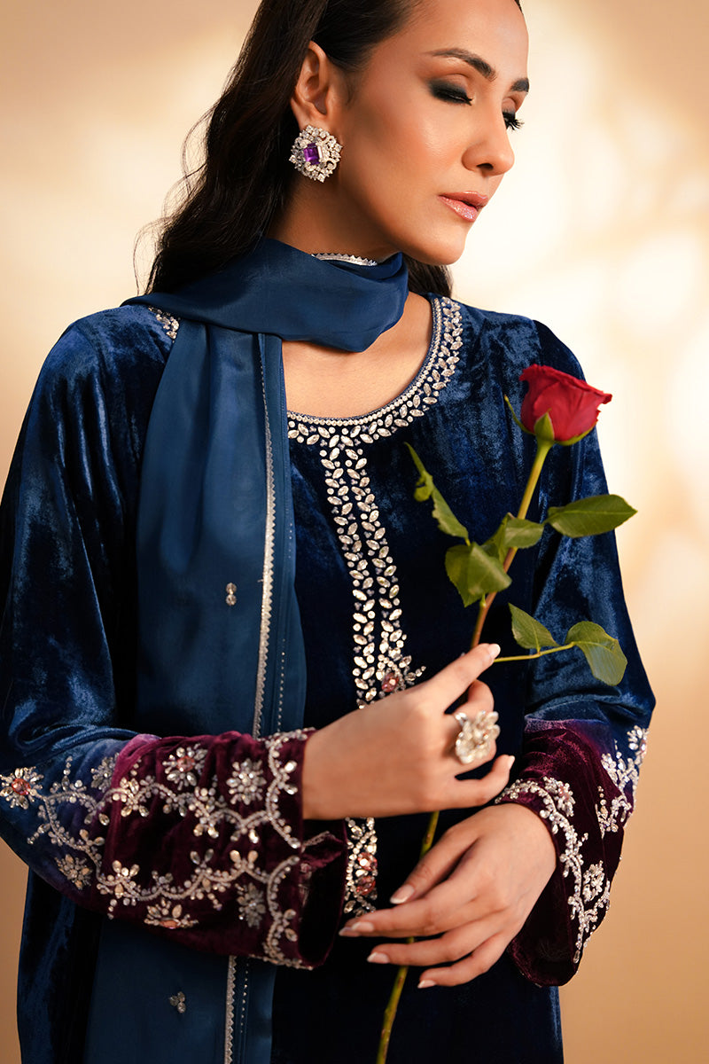 Pakistani Deep Blue Plum Embroidered Velvet Kurta (2-Piece) - Image 10