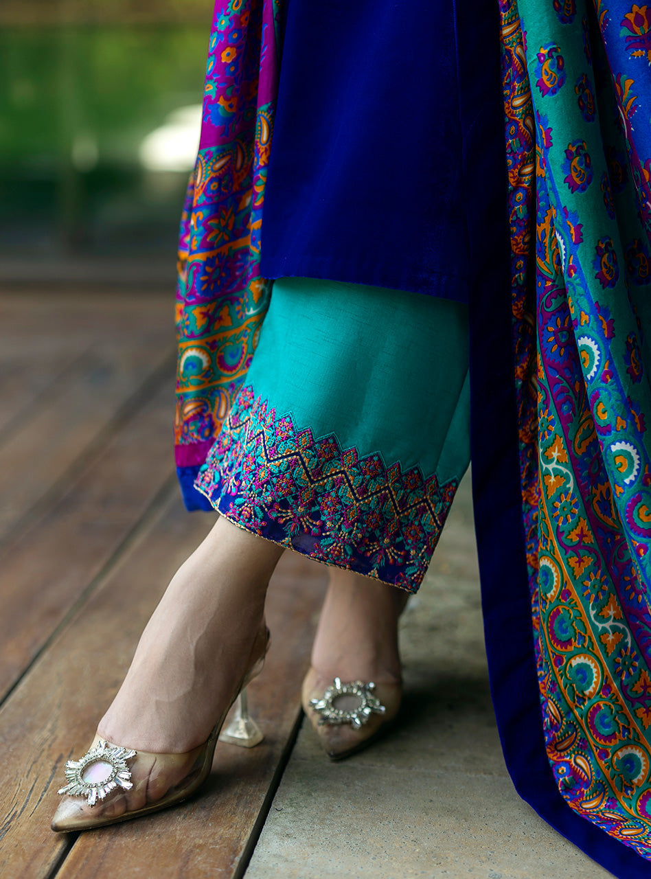 Pakistani Sapphire Blue Embroidered Velvet Salwar Kameez (3-Piece) - Image 2