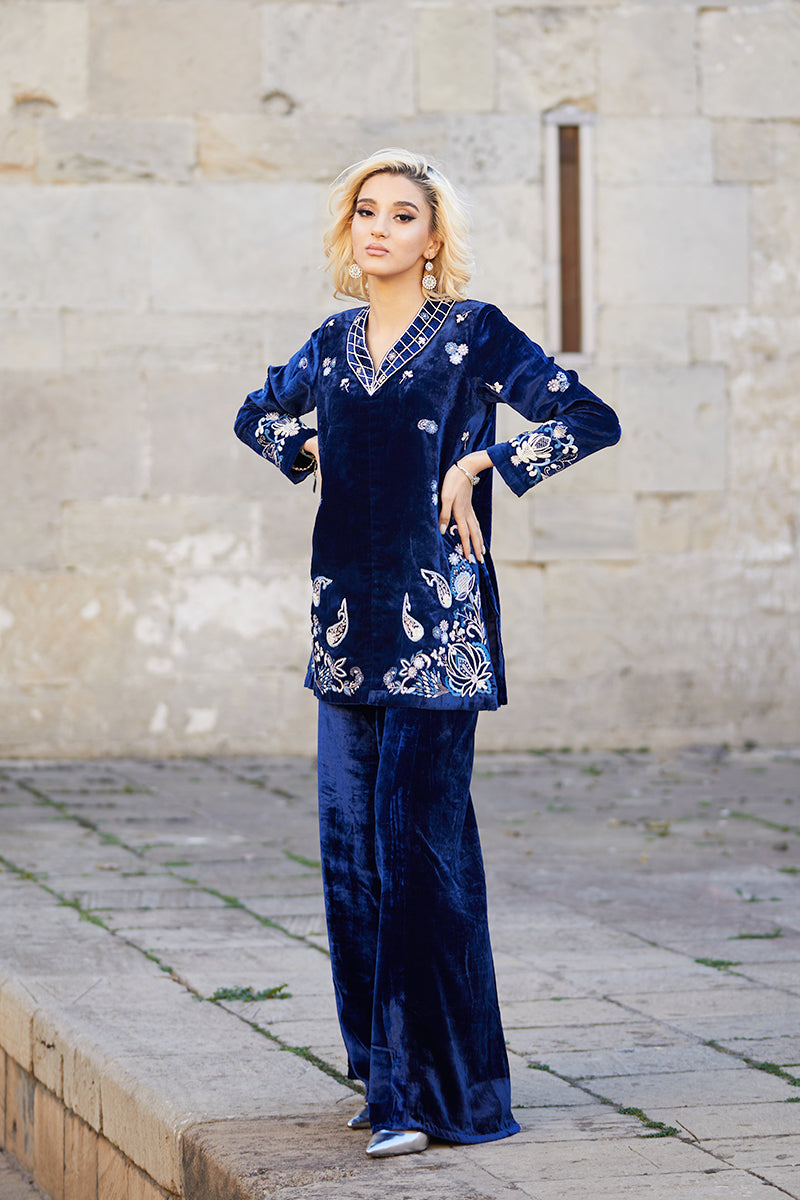 Pakistani Royal Blue Embroidered Velvet & Raw Silk Jacket Pants (2-Piece) - Image 1