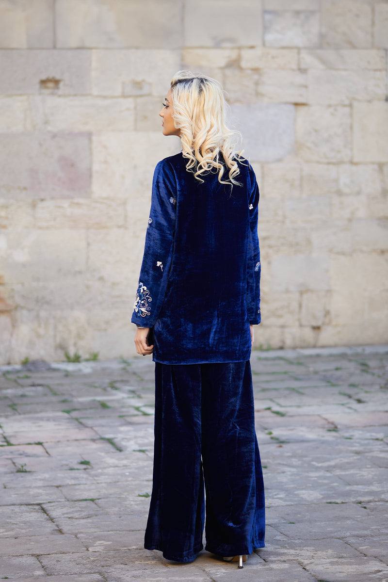 Pakistani Royal Blue Embroidered Velvet & Raw Silk Jacket Pants (2-Piece) - Image 3
