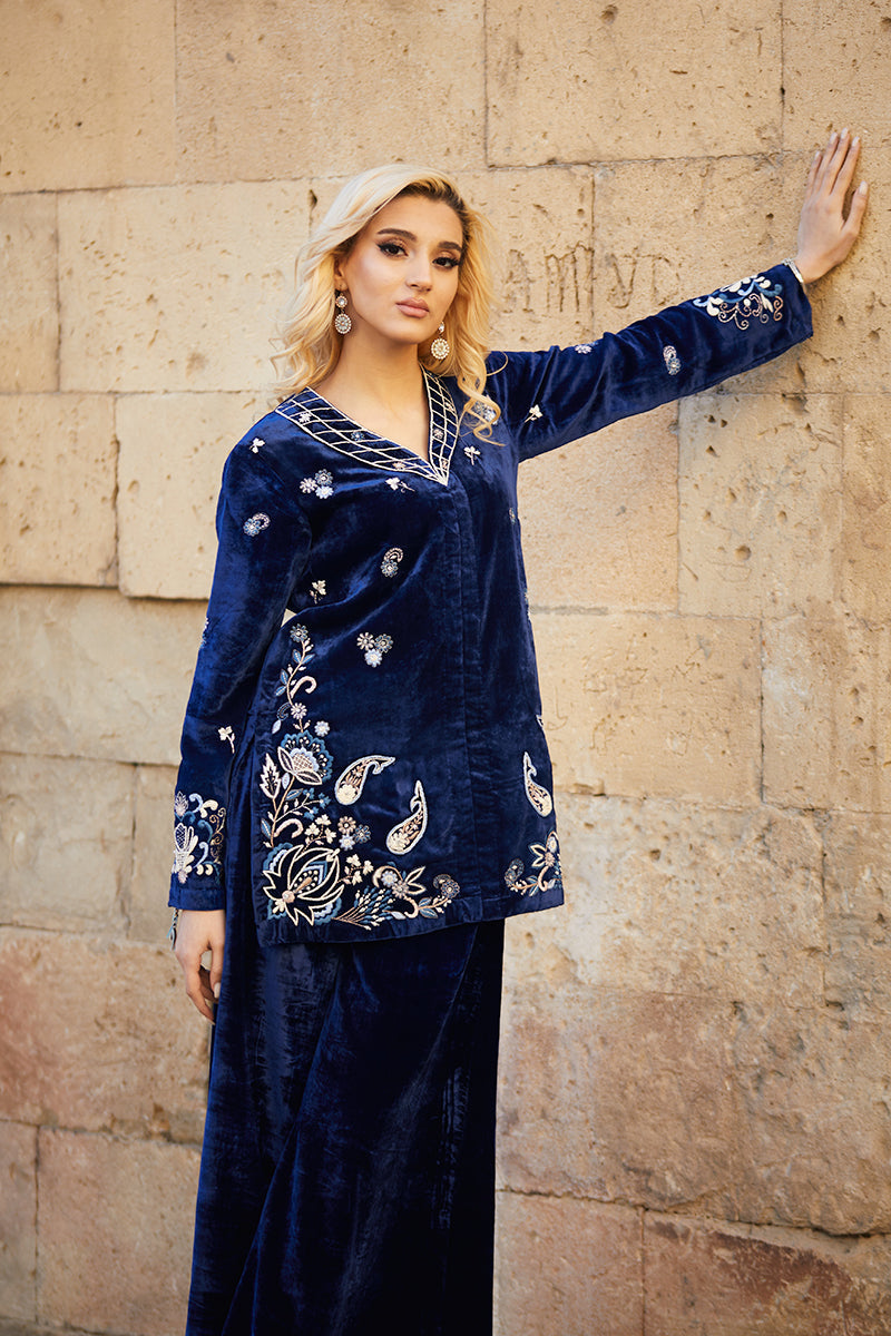 Pakistani Royal Blue Embroidered Velvet & Raw Silk Jacket Pants (2-Piece) - Image 7
