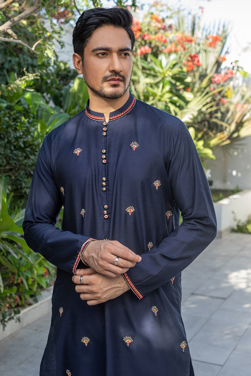 Deep Blue Embroidered Cotton Silk Waistcoat Kurta (3-Piece) - Image 2