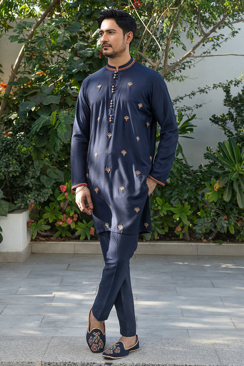 Deep Blue Embroidered Cotton Silk Waistcoat Kurta (3-Piece) - Image 3