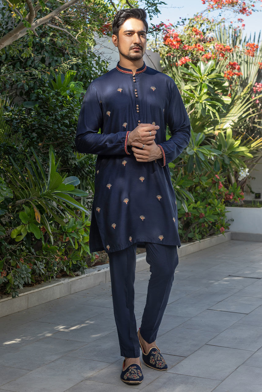 Deep Blue Embroidered Cotton Silk Waistcoat Kurta (3-Piece) - Image 4