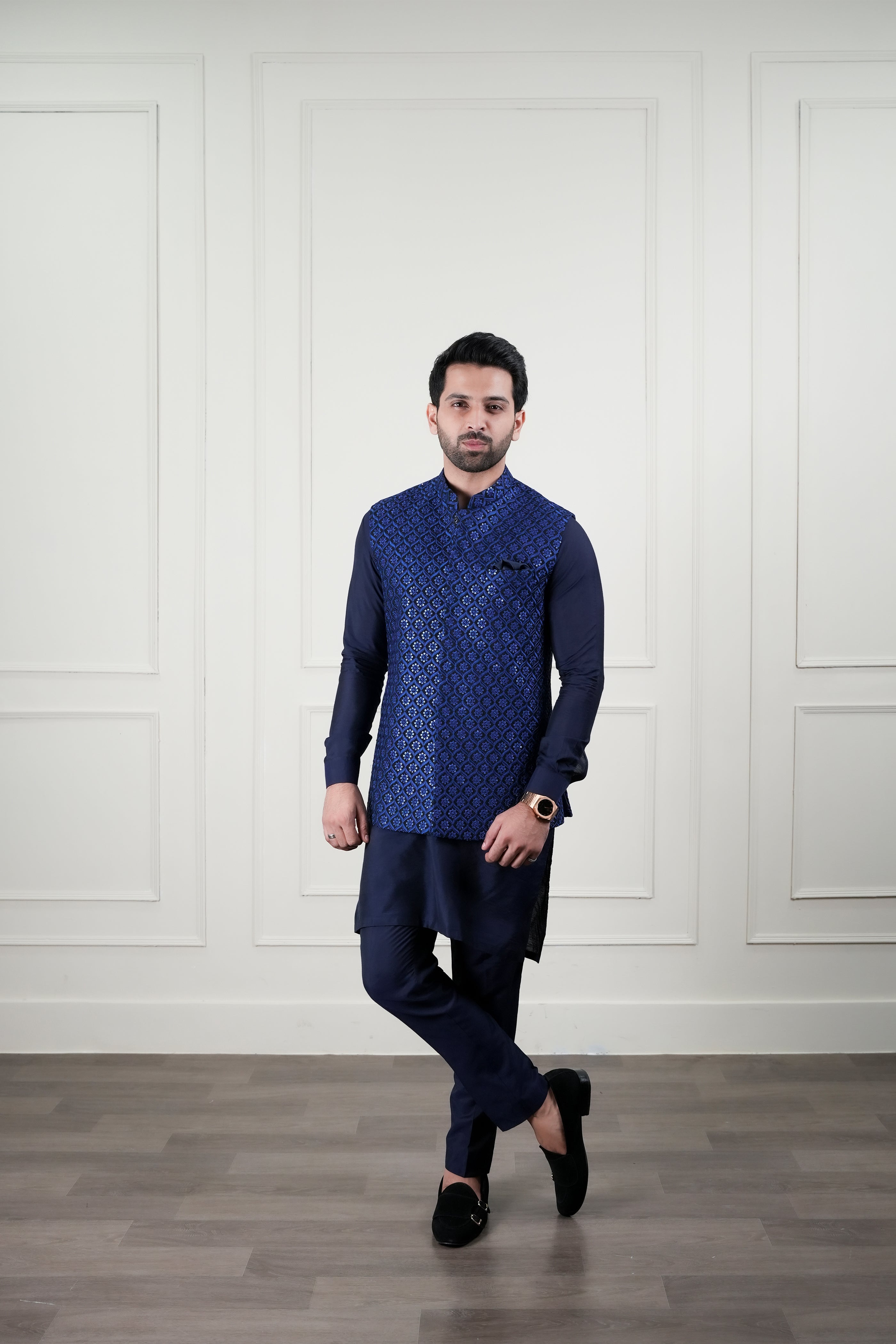 Deep Royal Blue Sequin Cotton Silk Waistcoat Kurta (3-Piece) - Image 2