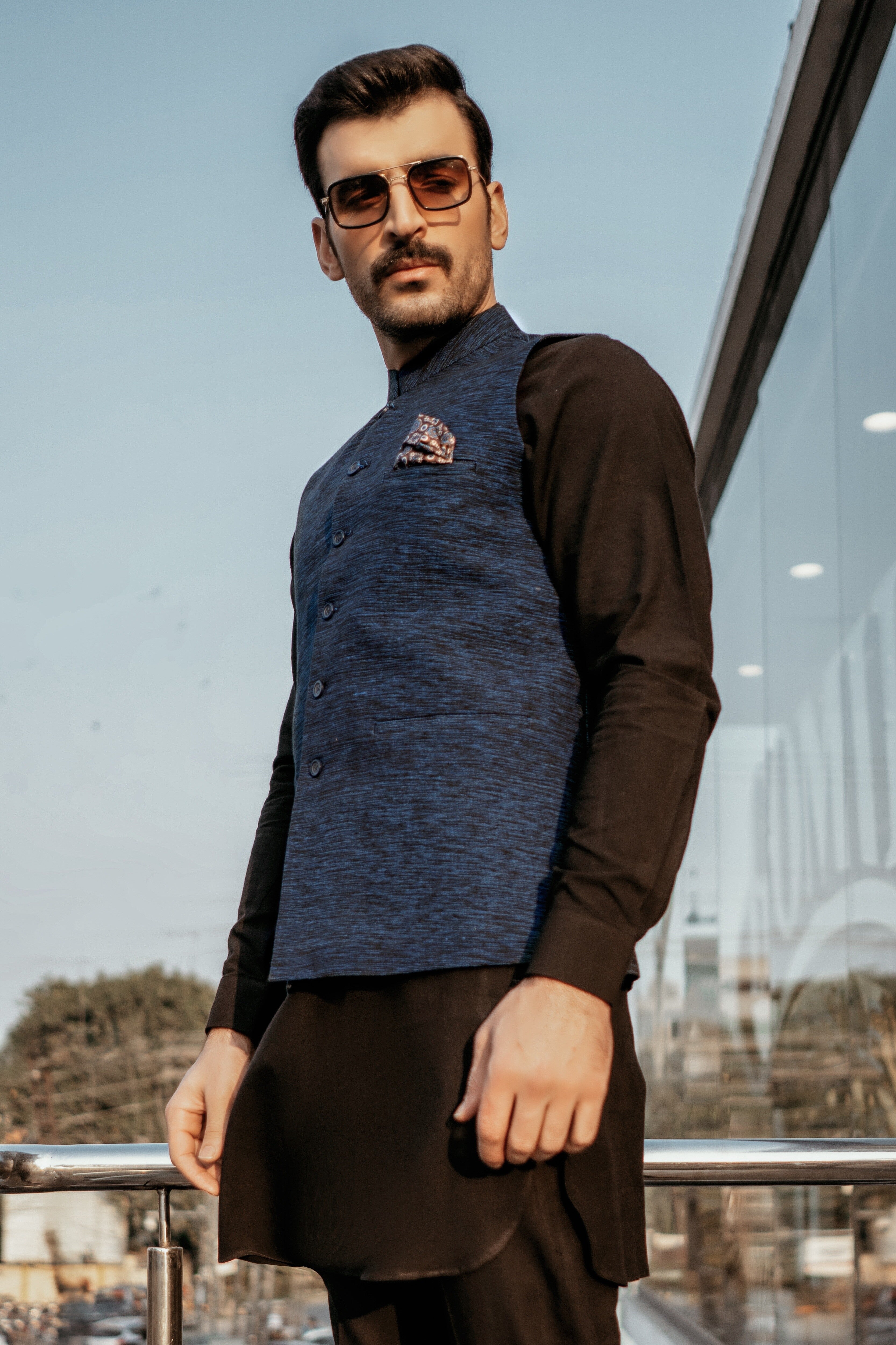 Deep Blue Handloomed Waistcoat Kurta Set (3-Piece) - Image 3