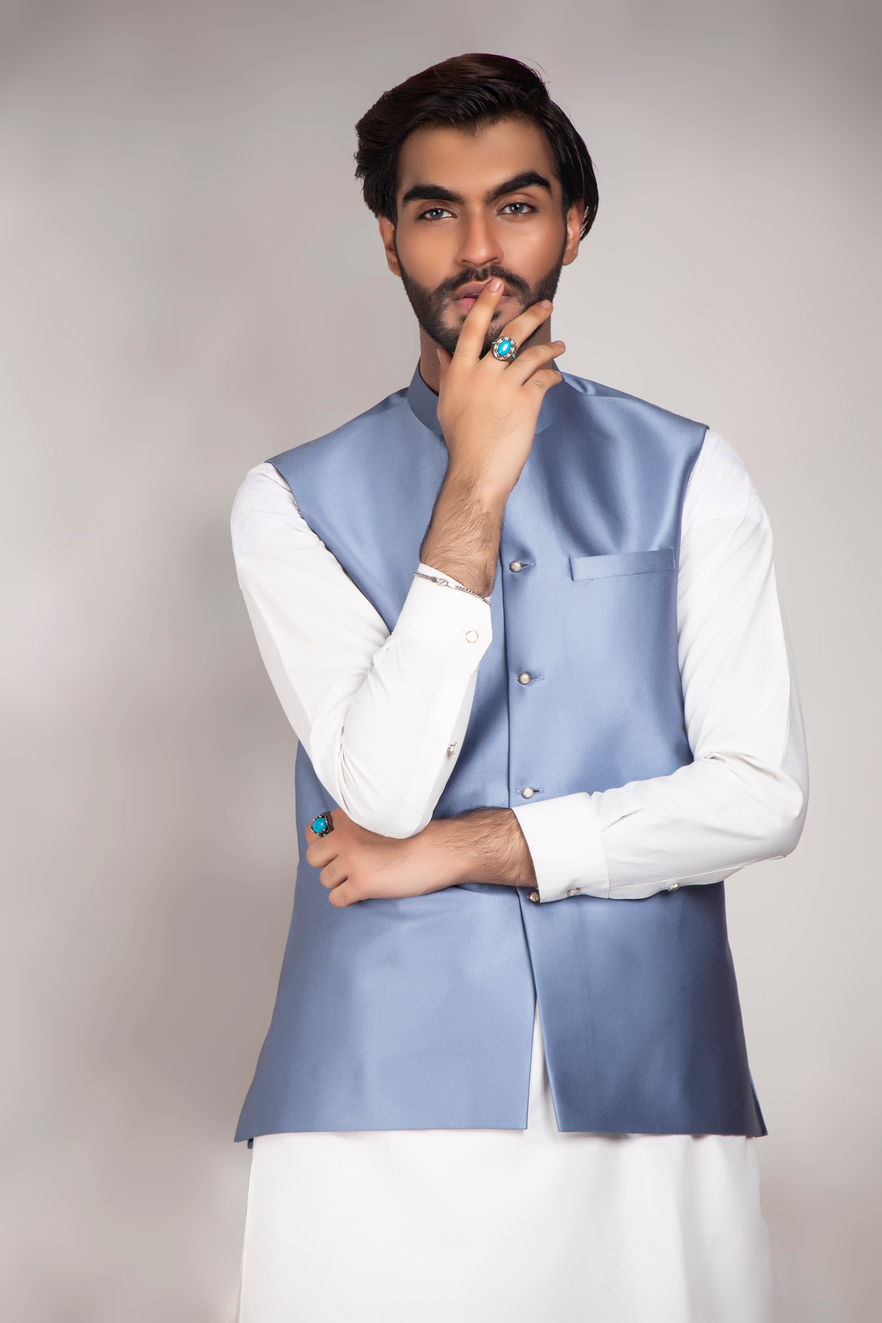Shimmer Blue Silk-Blend Waistcoat (3-Piece) - Image 2