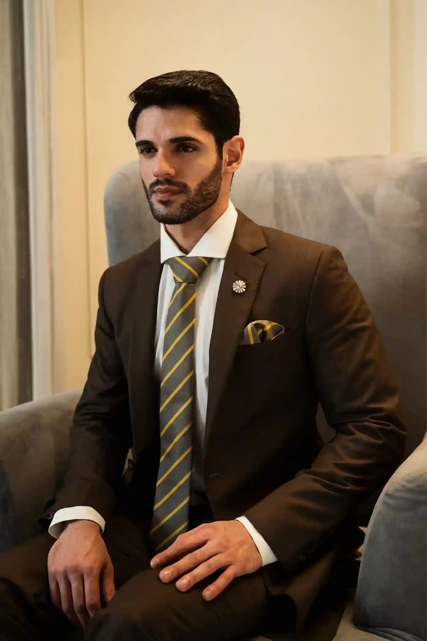 Brown Wool-Blend Two-Piece Suit (Jacket and Trousers) - Image 2