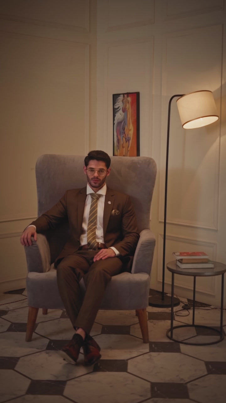 Brown Wool-Blend Two-Piece Suit (Jacket and Trousers) - Image 4