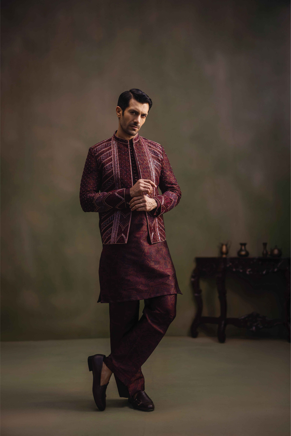 Brown Handworked Jamawar Prince Coat (3-Piece) - Image 2