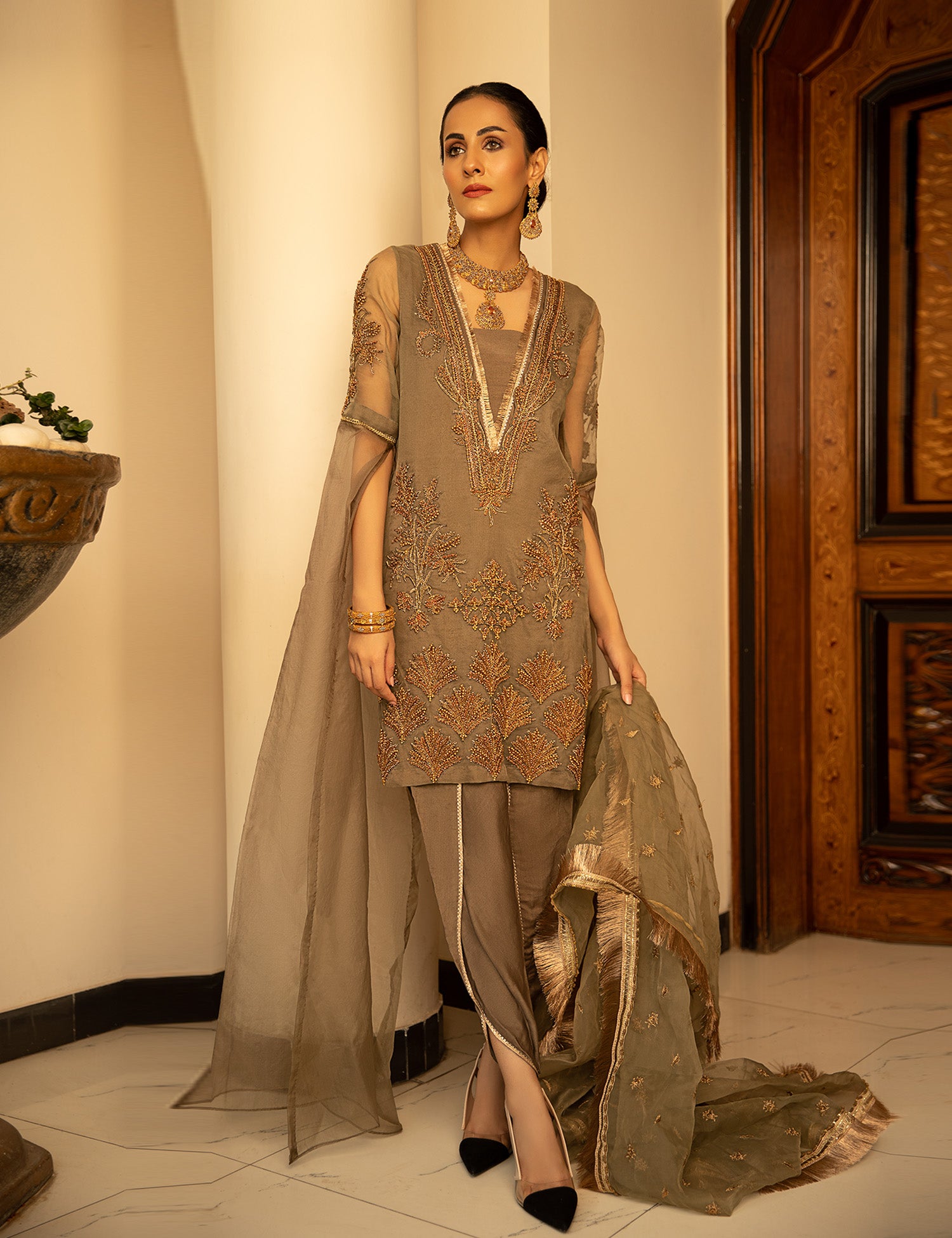 Pakistani Brown Embellished Organza 3-Piece Suit - Image 1