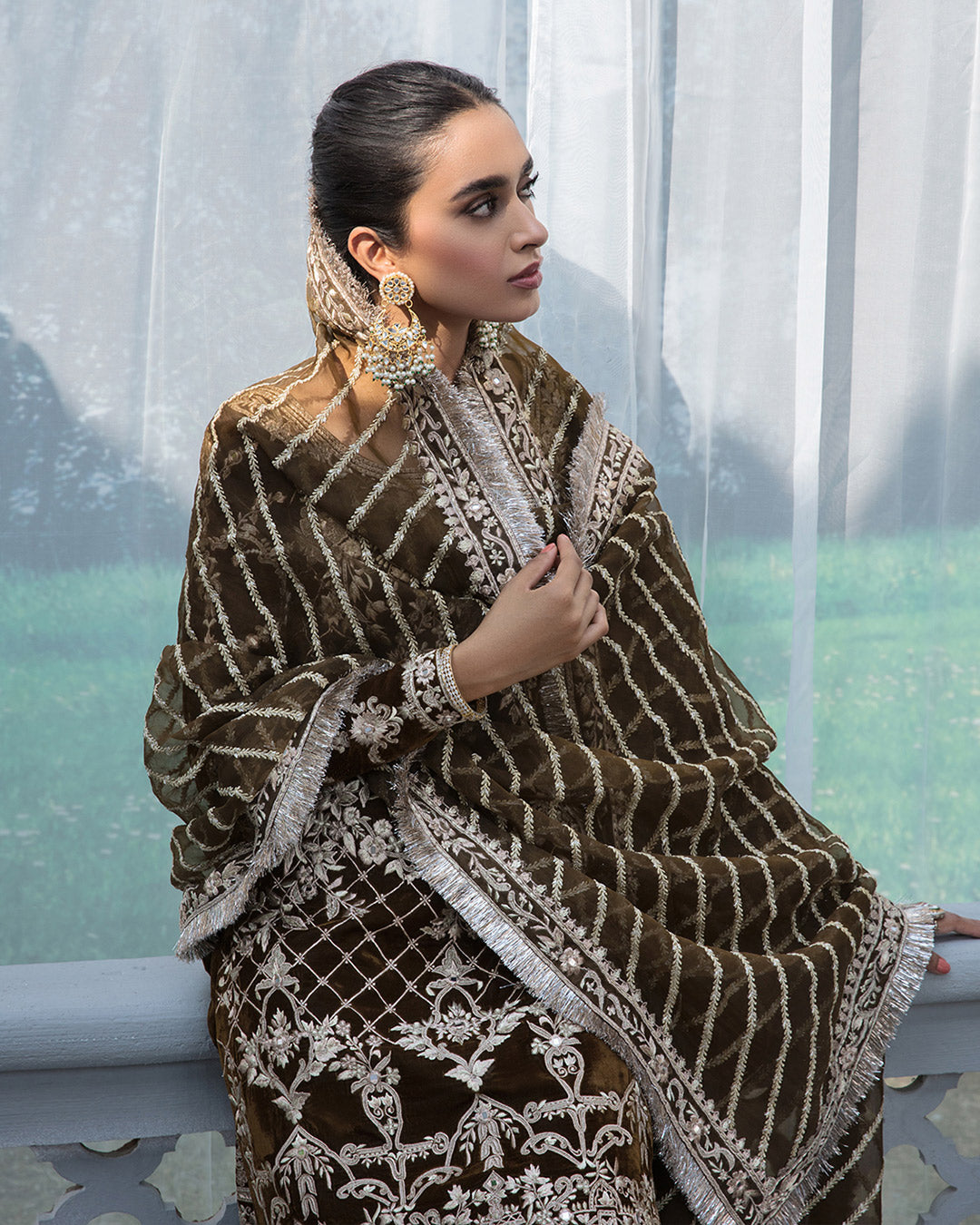 Pakistani Brown Velvet Embroidered Salwar Kameez (3-Piece) - Image 2