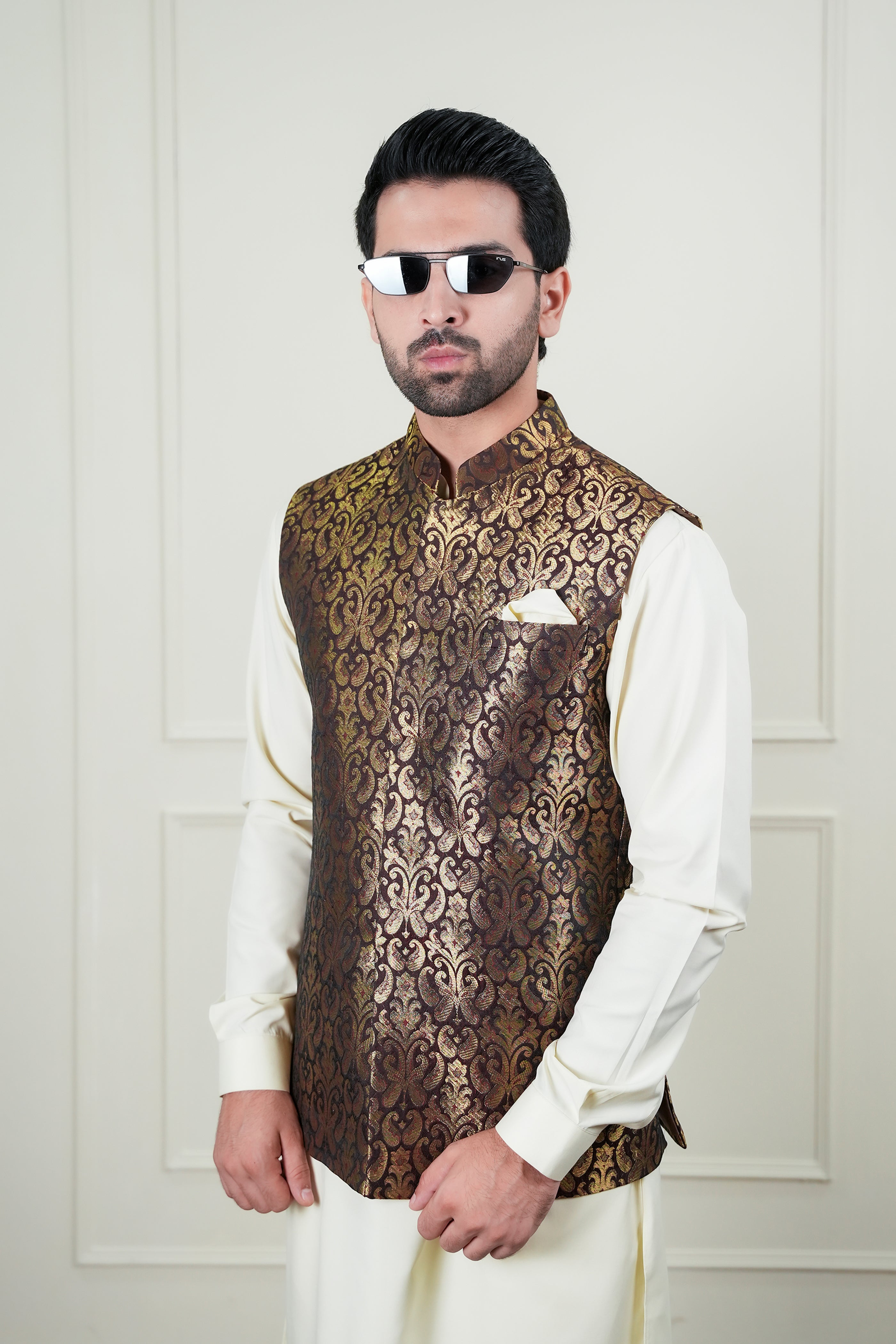 Brown Golden Zari Jamawar Waistcoat Kurta Pajama (3-Piece) - Image 6