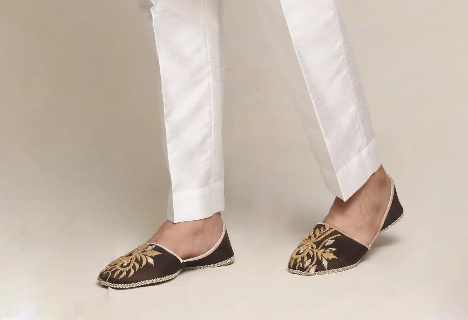 Brown Embroidered Silk-Blend Waistcoat Kurta (3-Piece) - Image 2