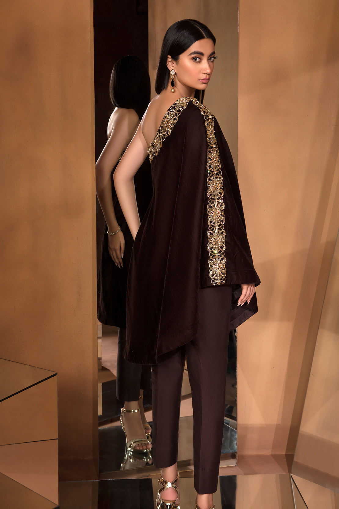 Pakistani Deep Brown Embellished Velvet Cape Dress (2-Piece) - Image 2