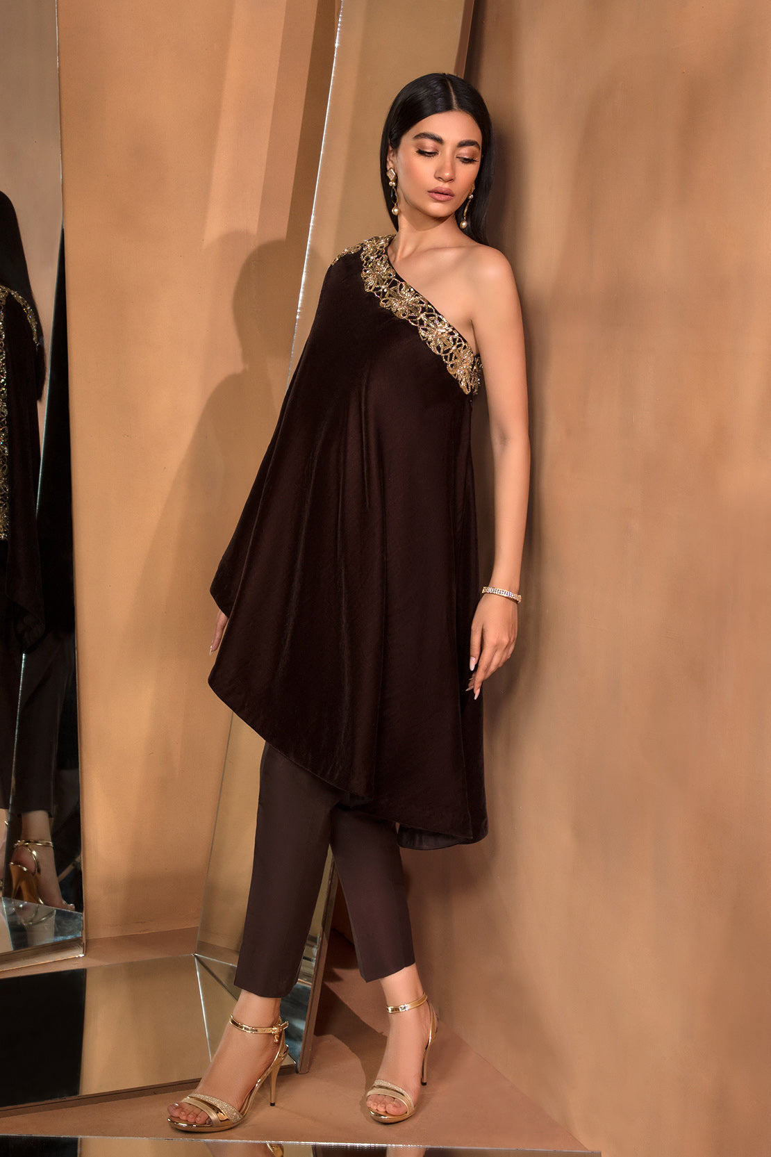 Pakistani Deep Brown Embellished Velvet Cape Dress (2-Piece) - Image 4