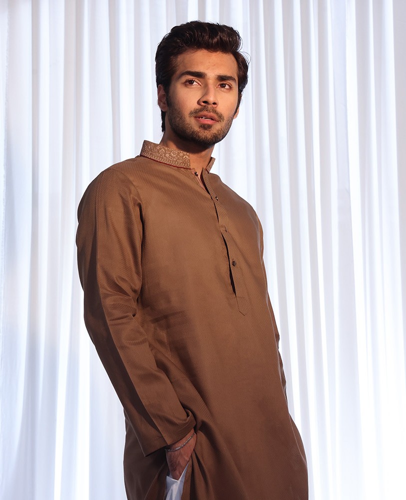 Brown Embroidered Collar Cotton-Silk Kurta (2-Piece) - Image 2