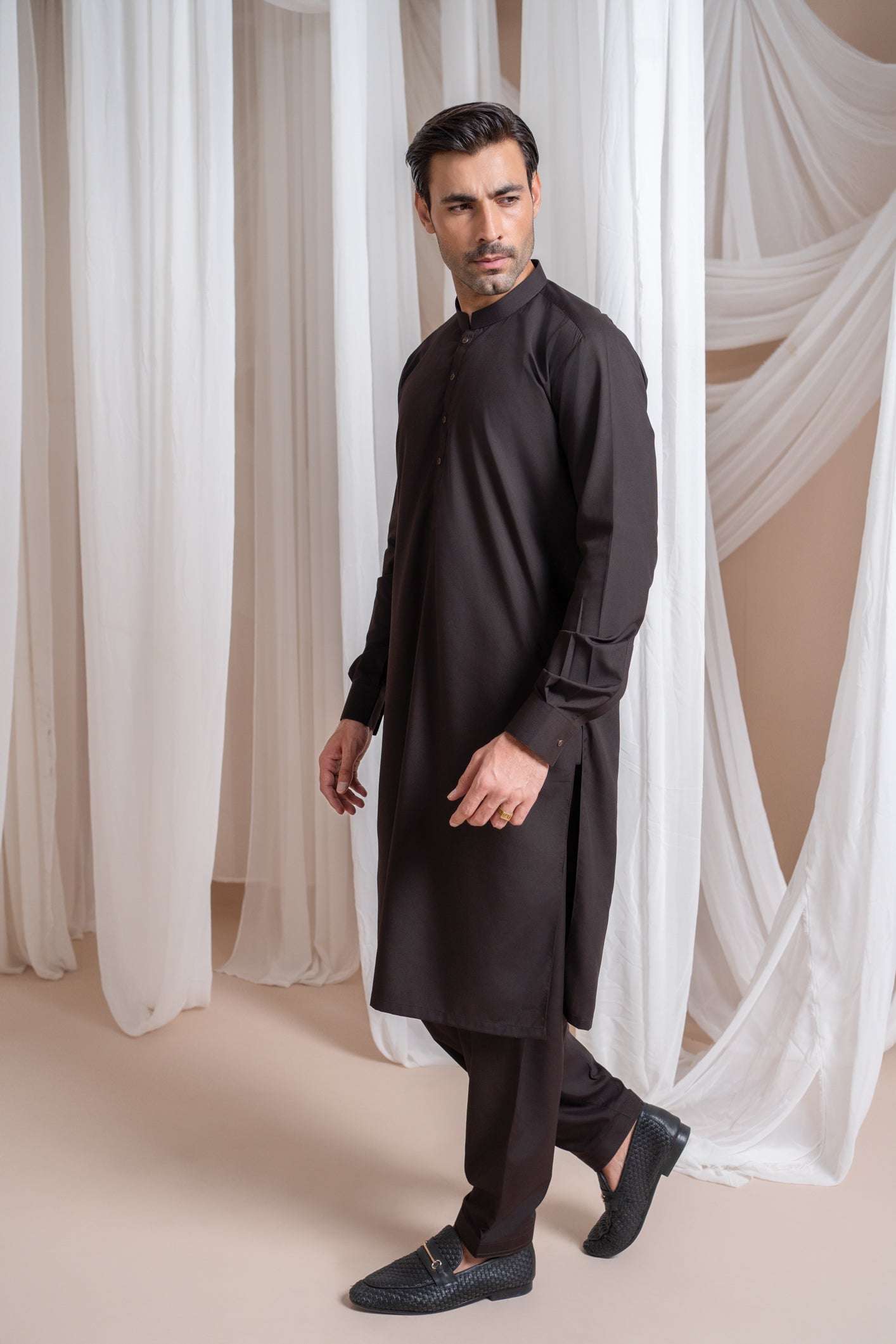Dark Brown Blended Fabric Kurta Pajama (2-Piece) - Image 3