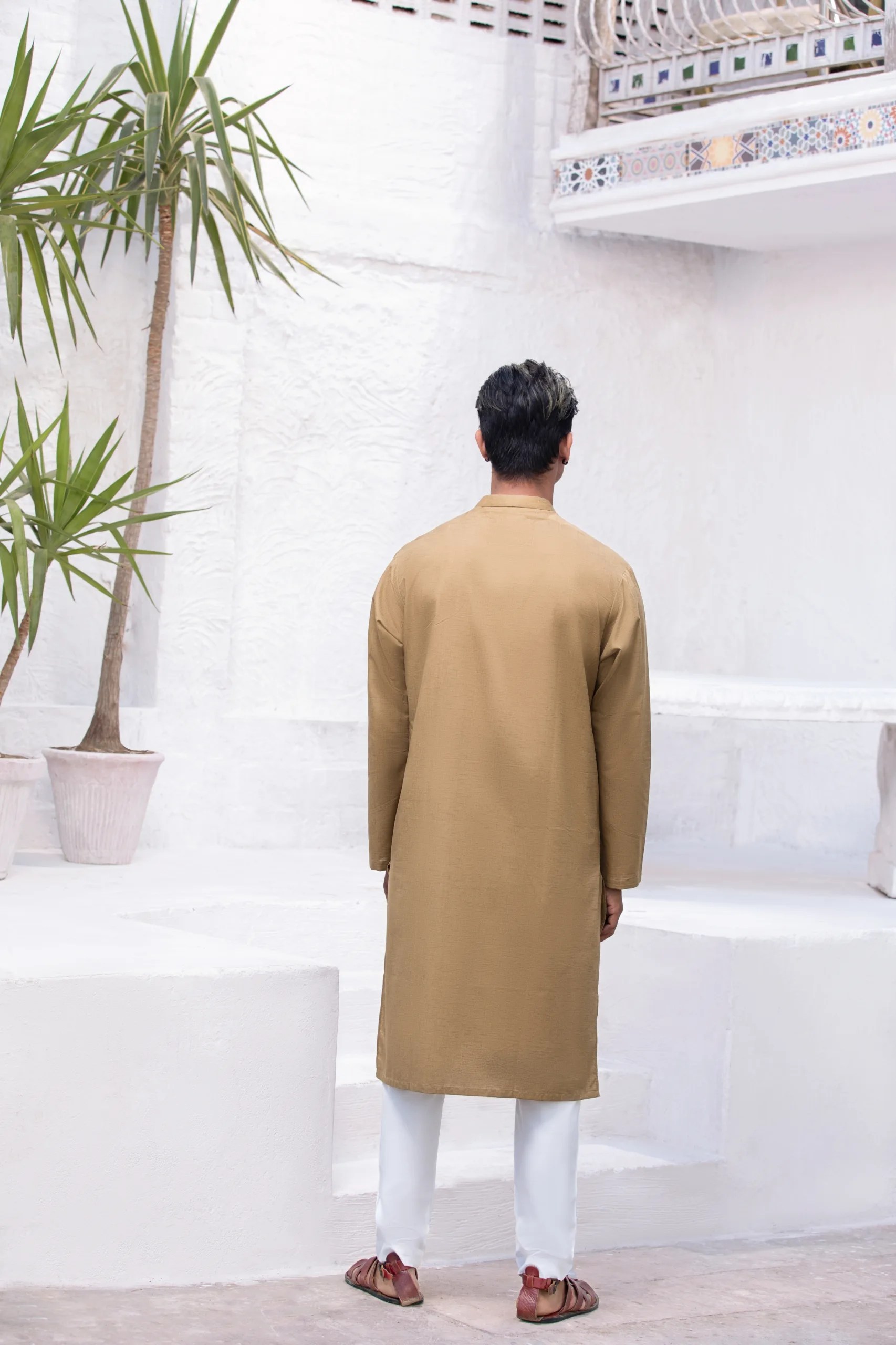 Camel Brown Solid Cotton Blend Kurta (2-Piece) - Image 3