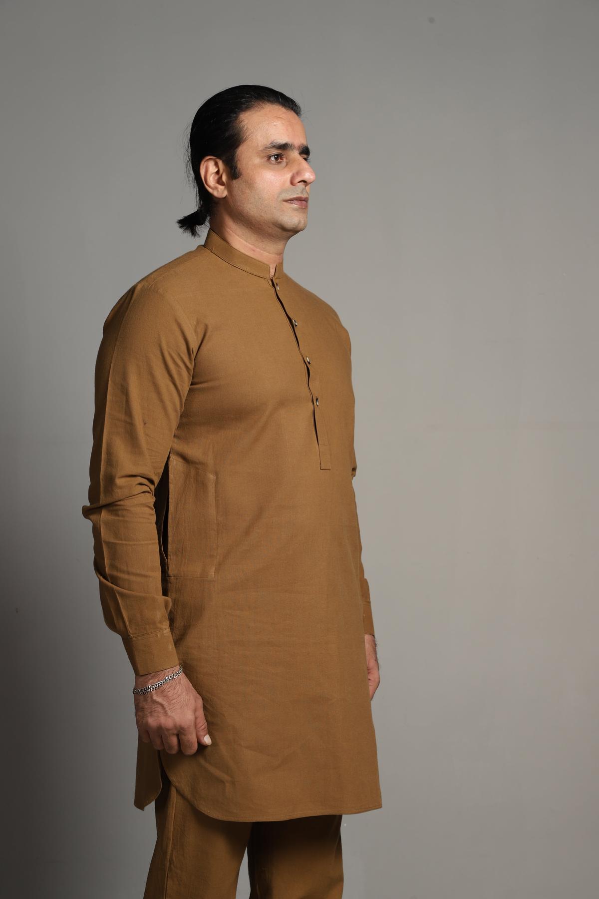 Brown Khaddar Kurta Pajama (2-Piece) - Image 1