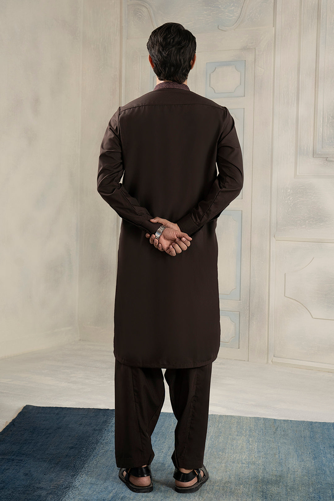 Brown Embroidered Blended Fabric Shalwar Kameez (2-Piece) - Image 14