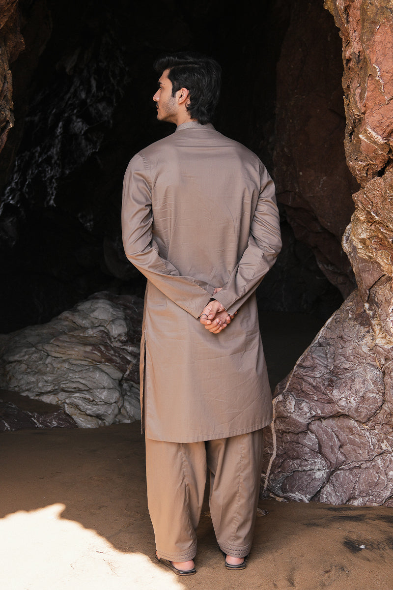 Brown Geometric Embroidered Cotton Kurta Pajama (2-Piece) - Image 5