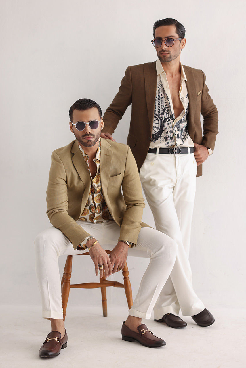 Brown Irish Jacket with Silk Print Shirt (3-Piece) - Image 5