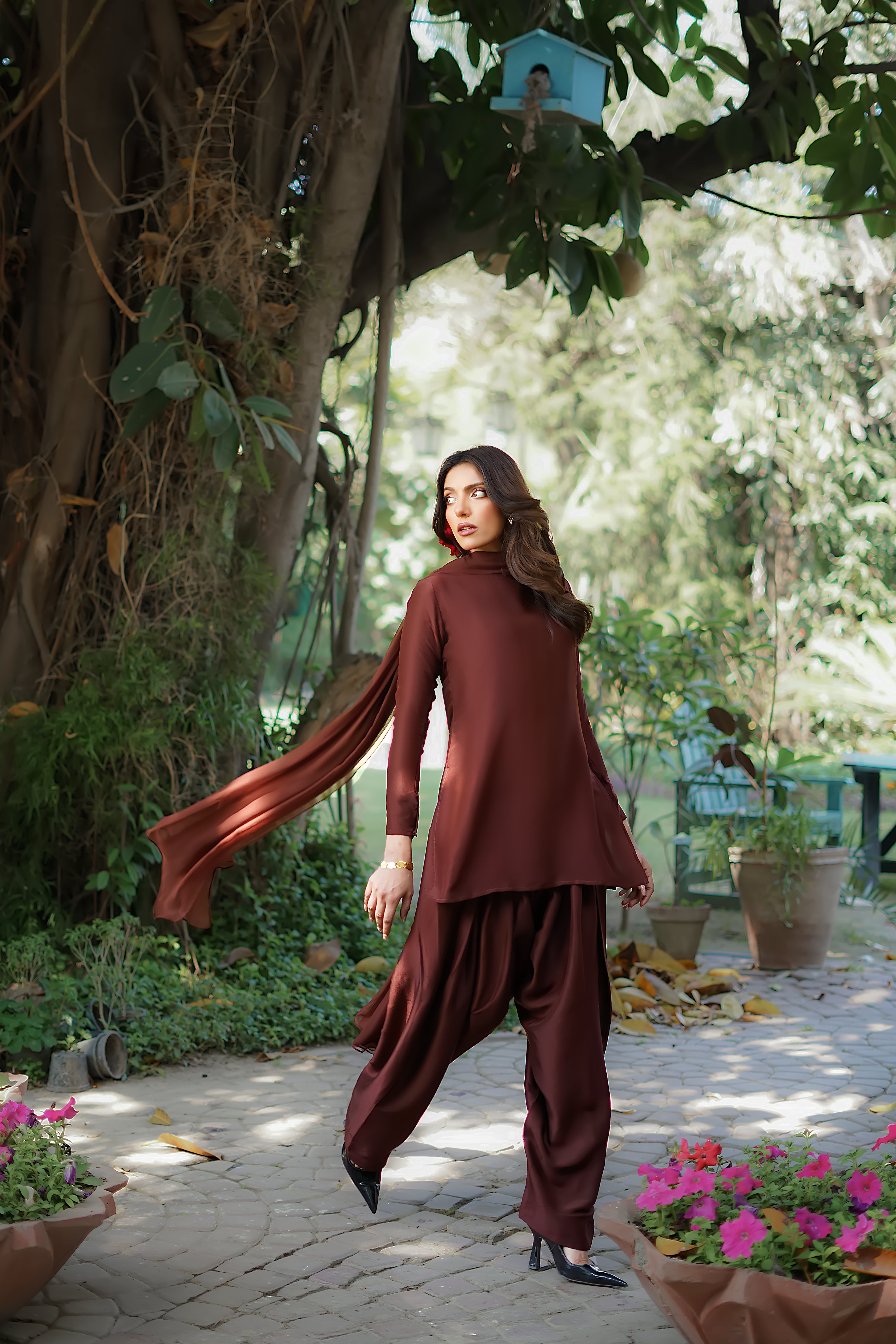 Pakistani Espresso Raw Silk Salwar Kameez (3-Piece) - Image 2