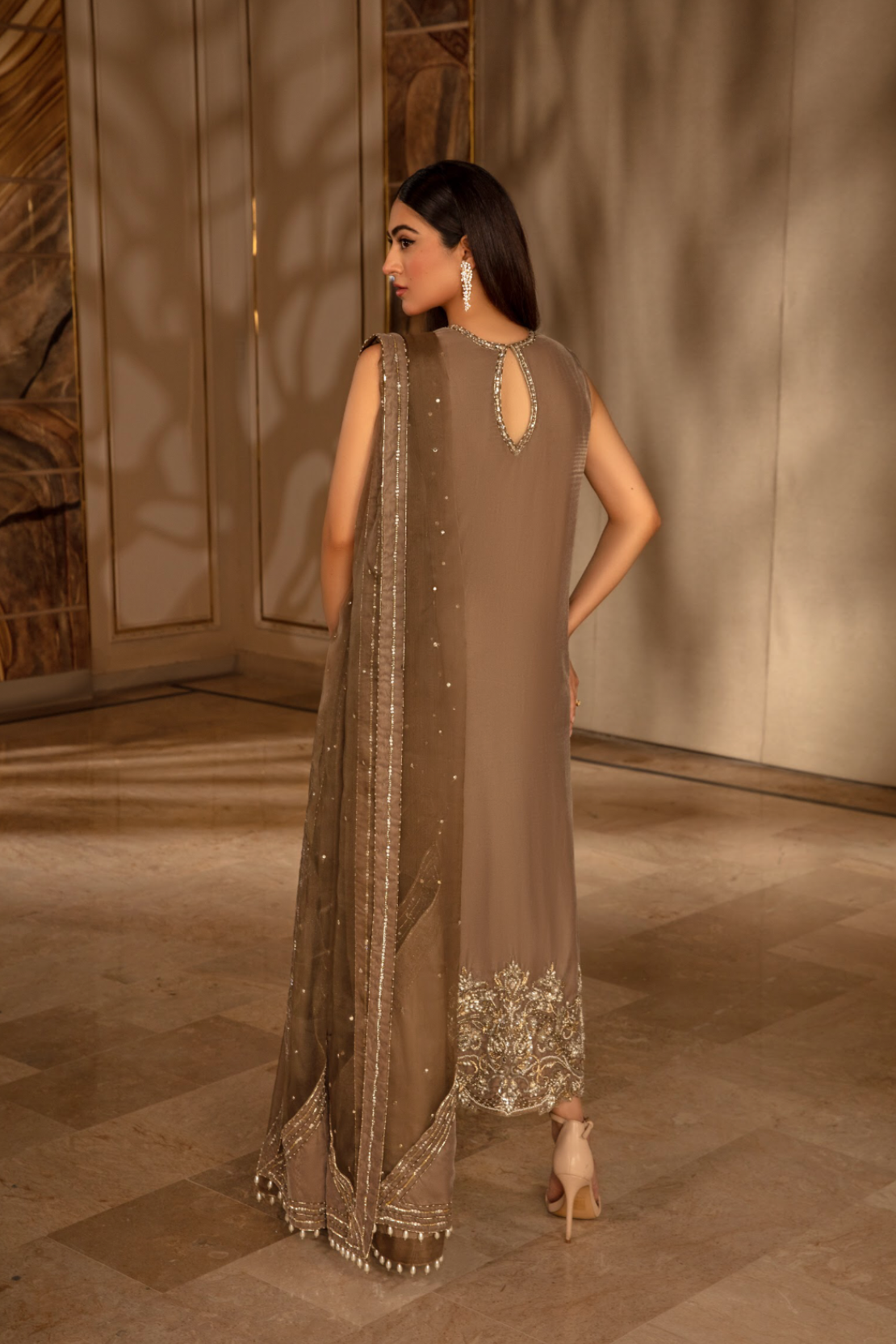 Pakistani Brown Ganga Jamni Velvet Salwar Kameez (3-Piece) - Image 8