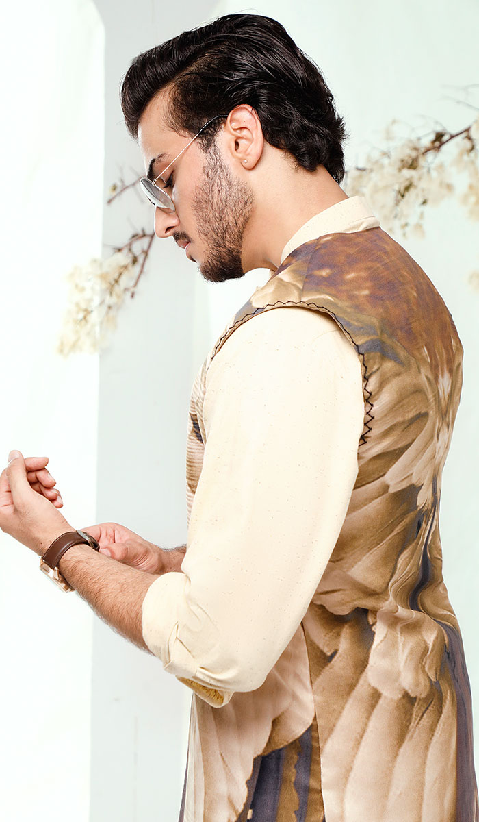 Golden Brown Printed Blended Cotton Waistcoat Kurta (3-Piece) - Image 2