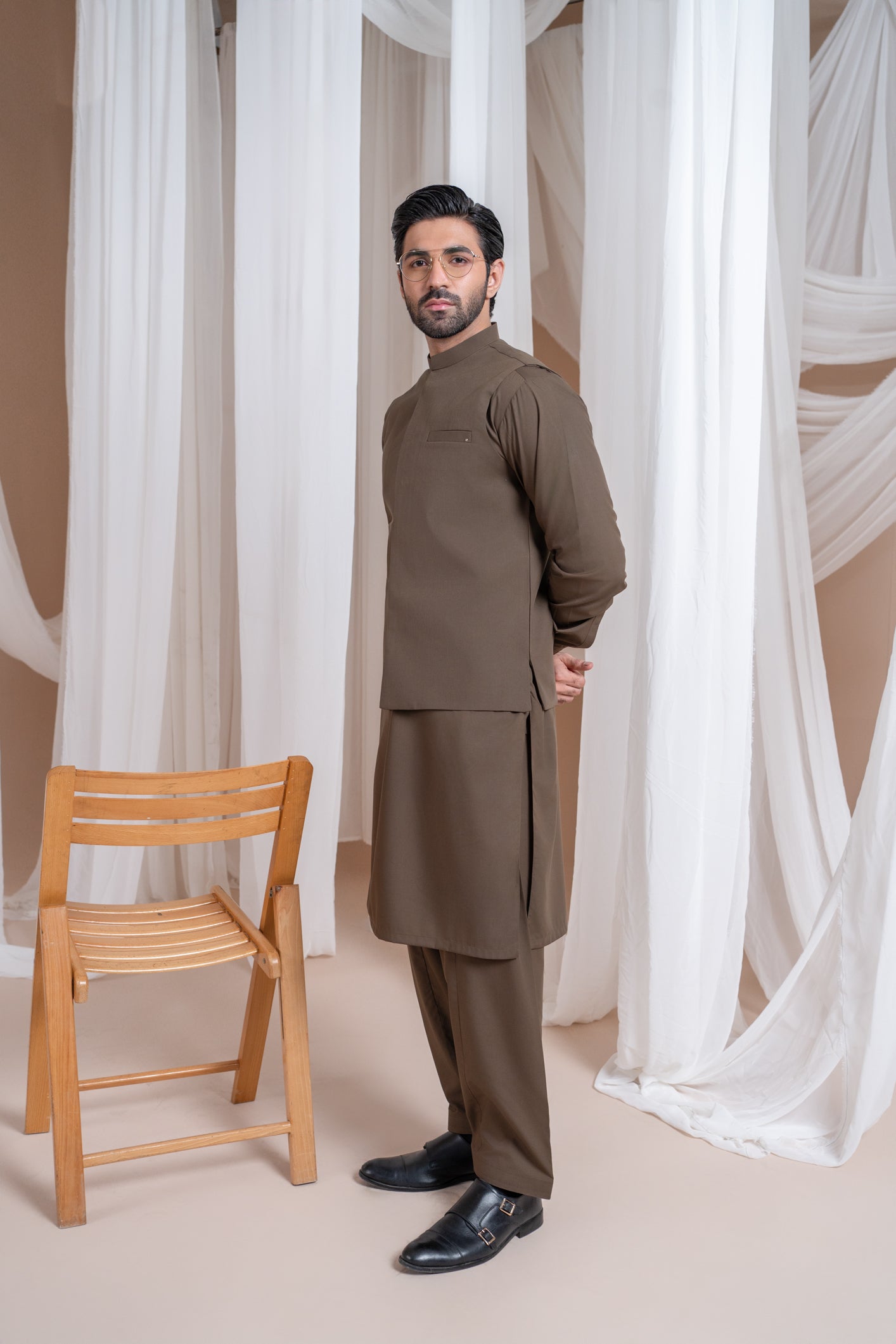 Light Brown Luxury Blended Waistcoat Kurta Set (3-Piece) - Image 3
