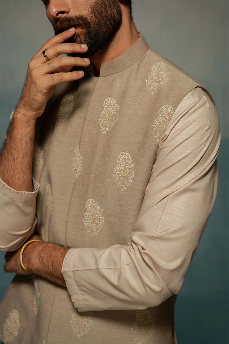 Brown Block-Printed Cotton Blend Waistcoat Kurta (3-Piece) - Image 3