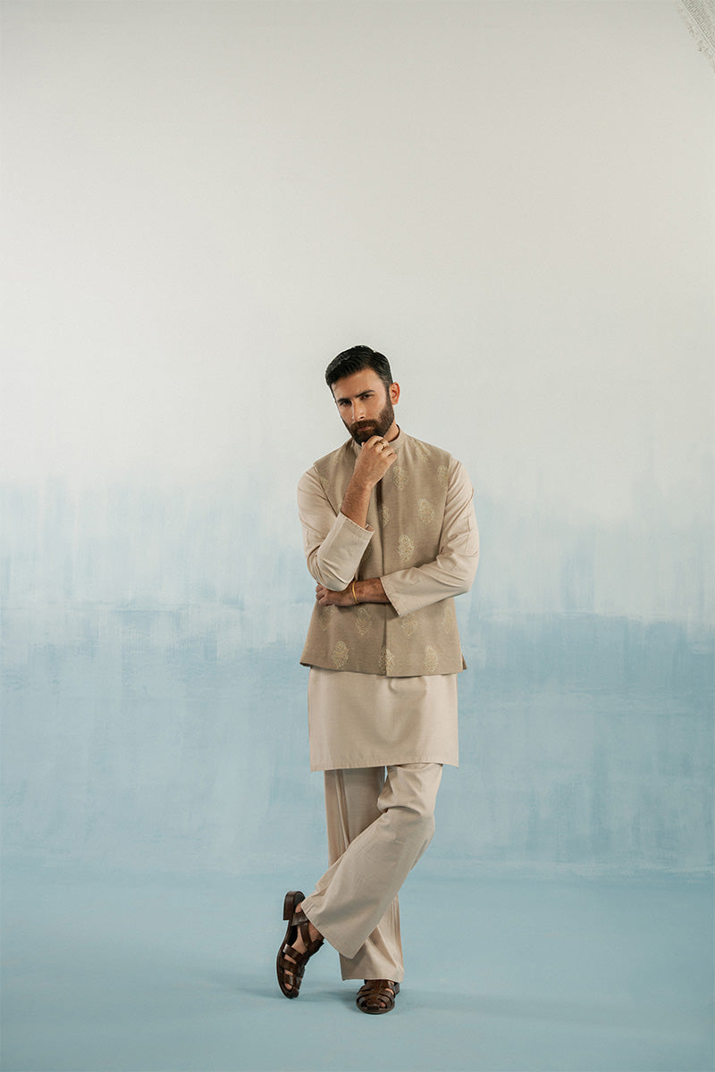 Brown Block-Printed Cotton Blend Waistcoat Kurta (3-Piece) - Image 6