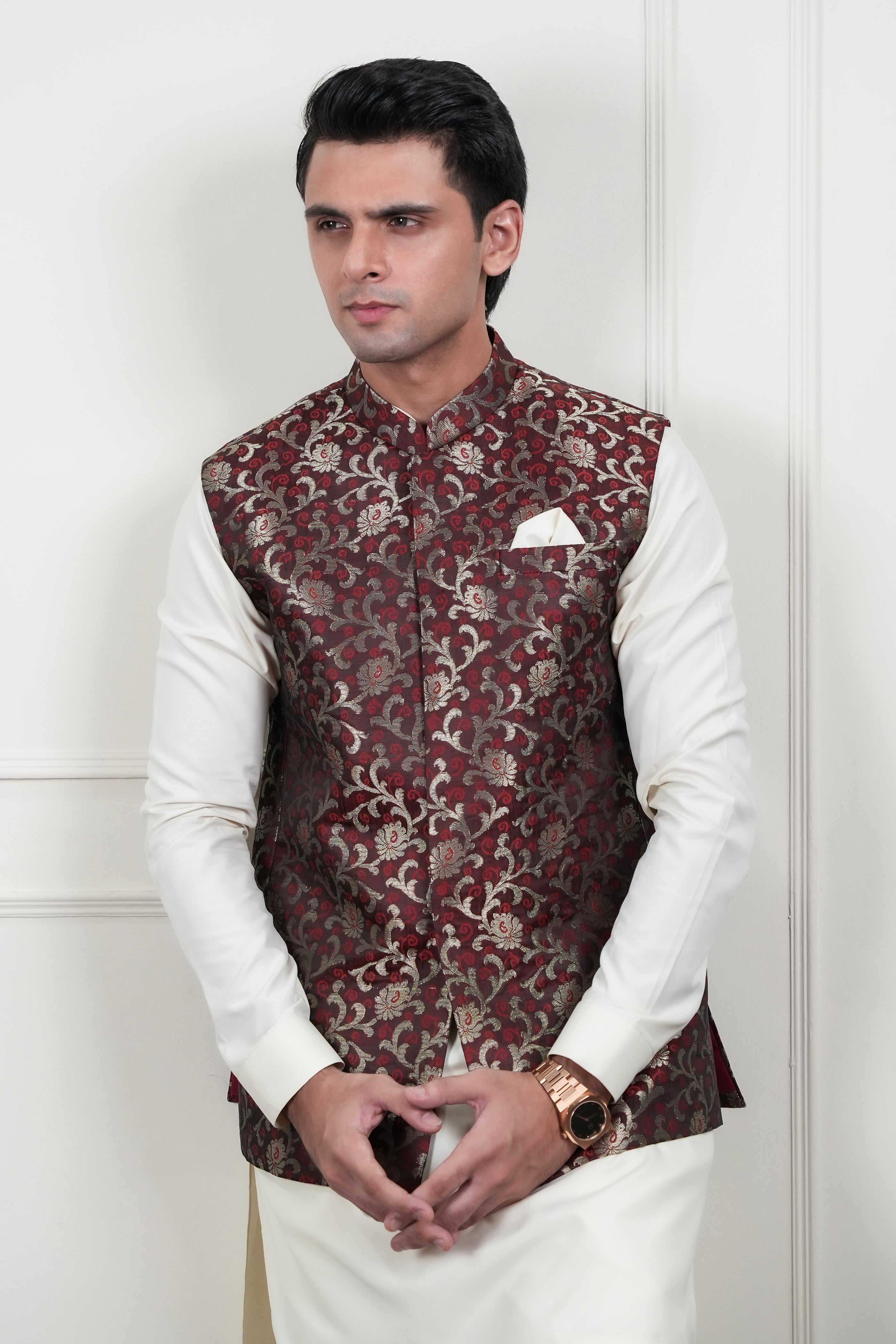 Brown & Golden Jamawar Waistcoat Kurta Pajama (3-Piece) - Image 7