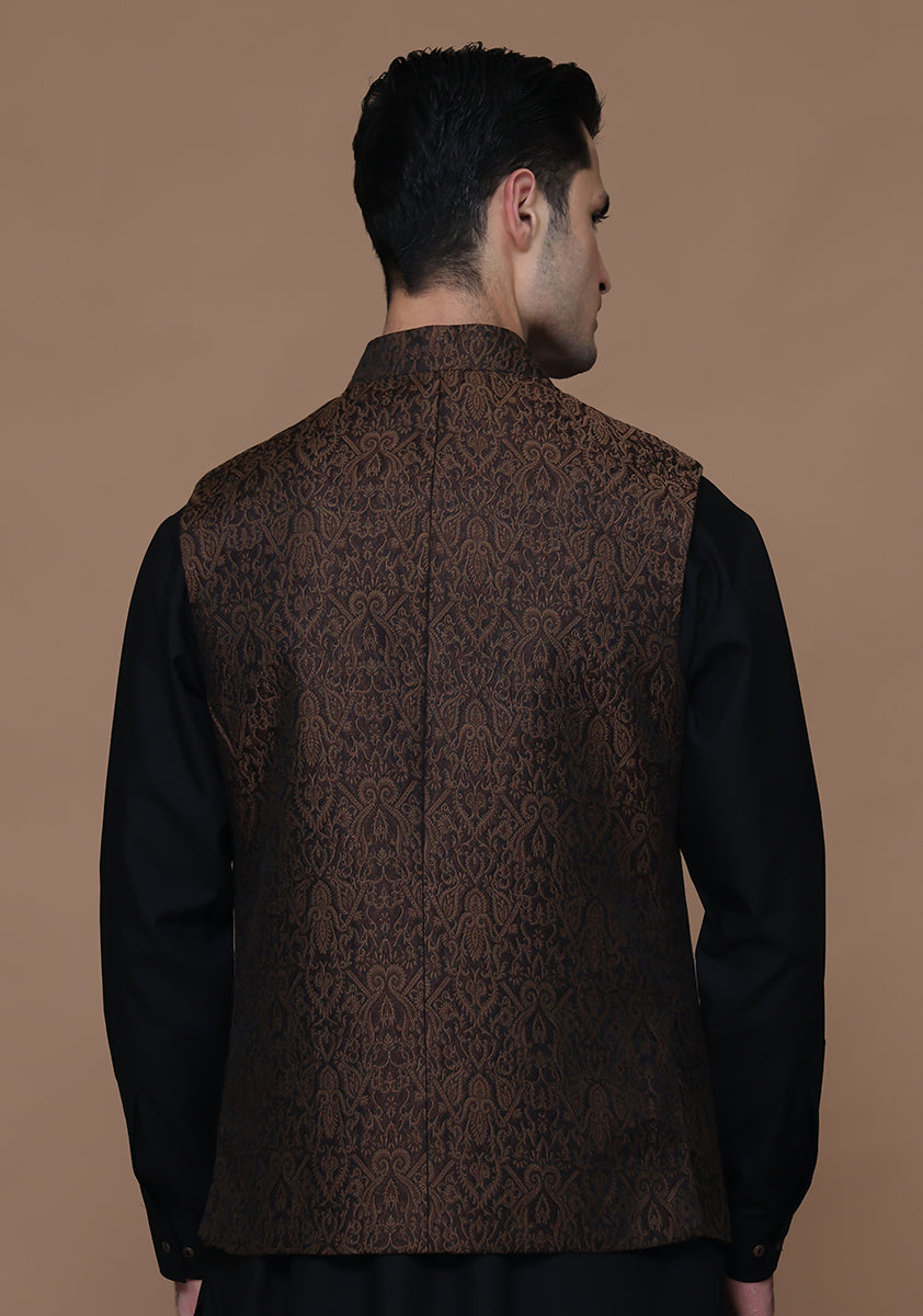 Butter Nut Woven Karandi Jamawar Waistcoat (2-Piece) - Image 3