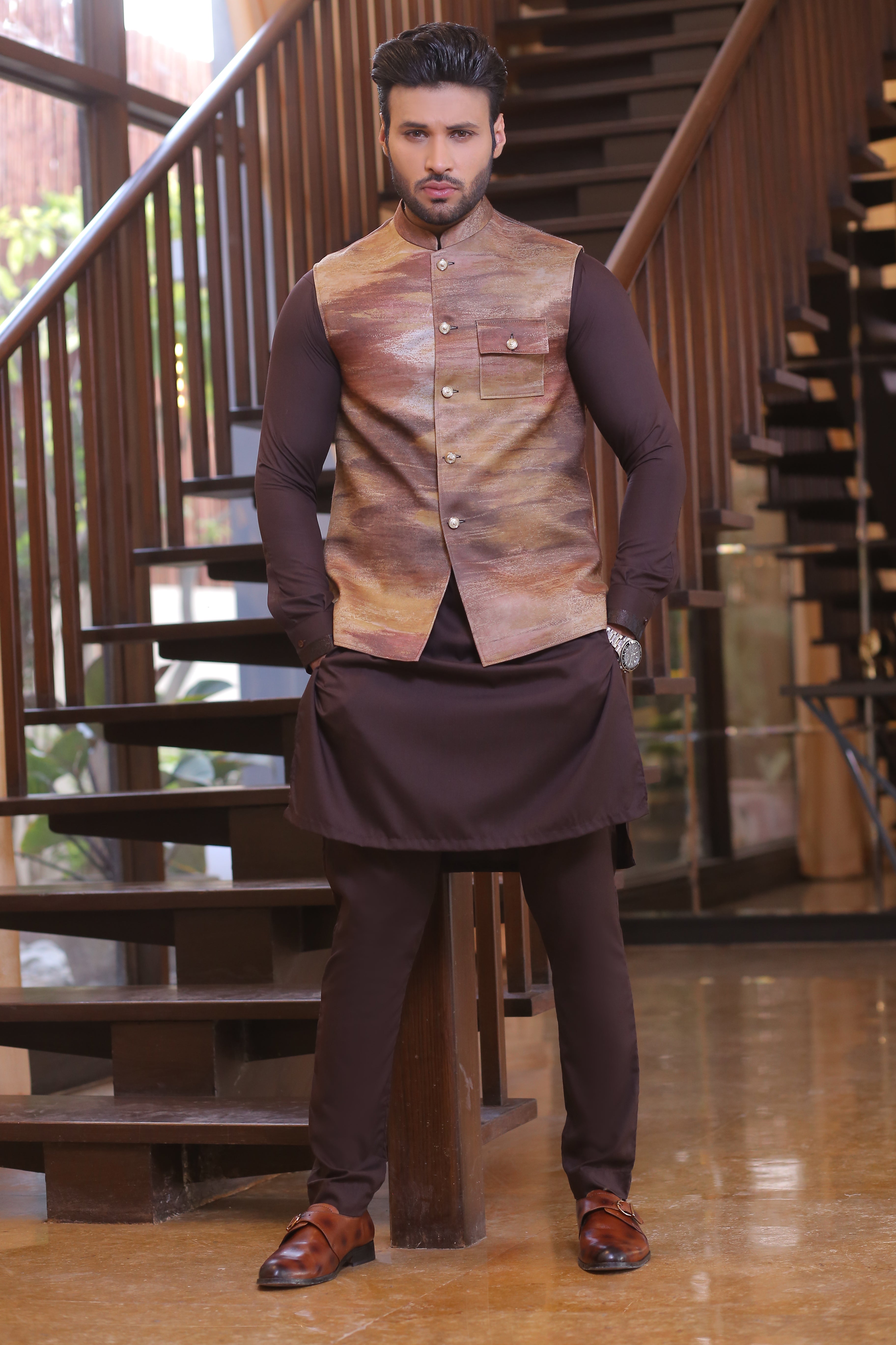 Brown Textured Leather Waistcoat (3-Piece) - Image 4